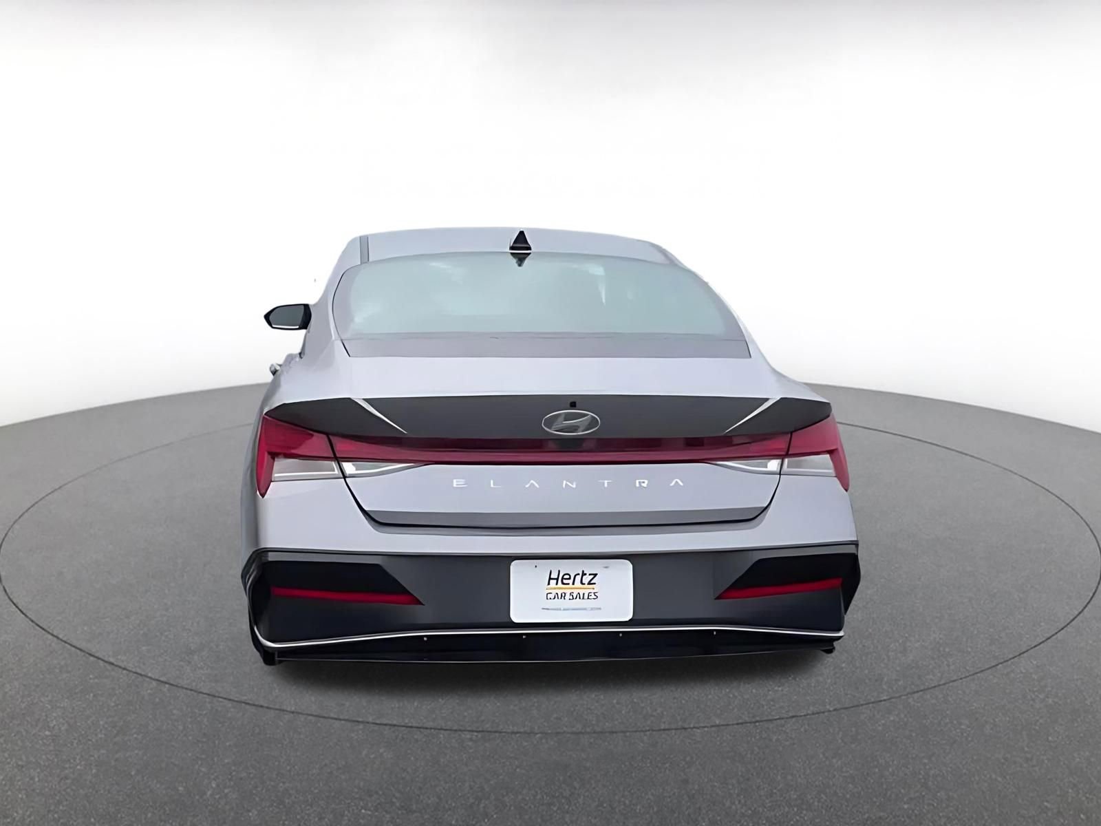 Thumbnail: 2025 Hyundai Elantra - 12