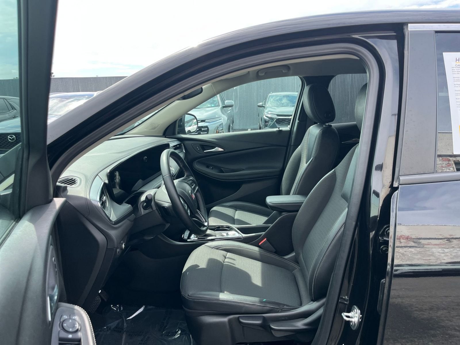 Thumbnail: 2025 Buick Encore GX - 27
