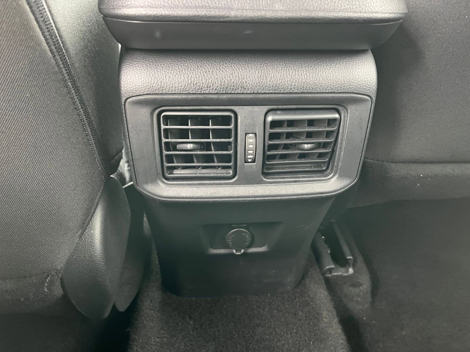 Thumbnail: 2025 Toyota RAV4 - 23