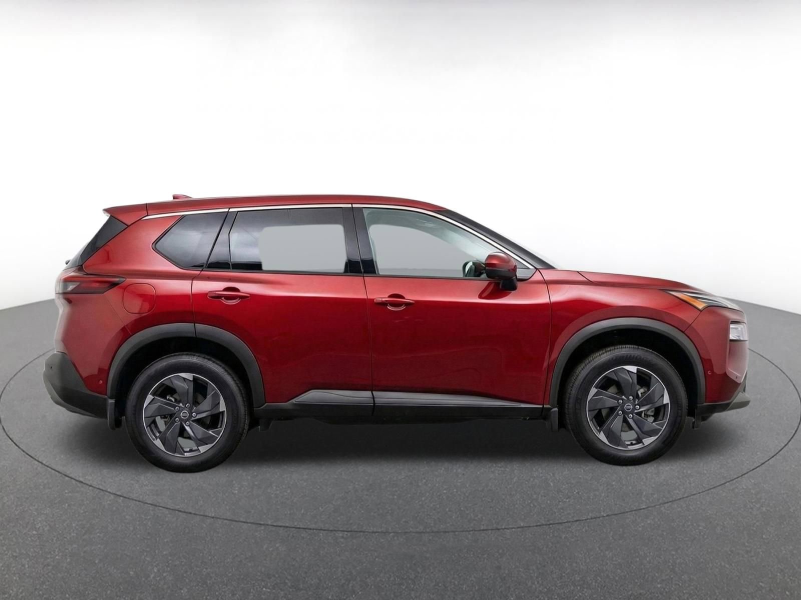 Thumbnail: 2025 Nissan Rogue - 10