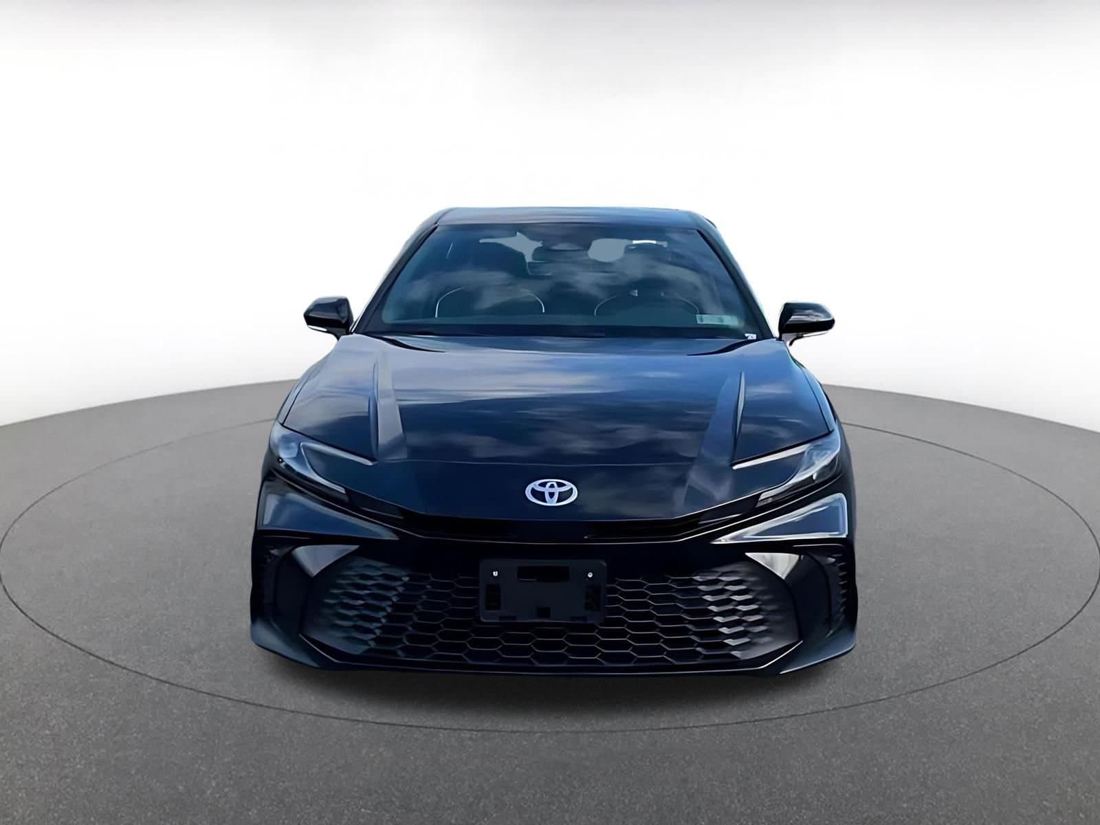 Thumbnail: 2025 Toyota Camry - 5