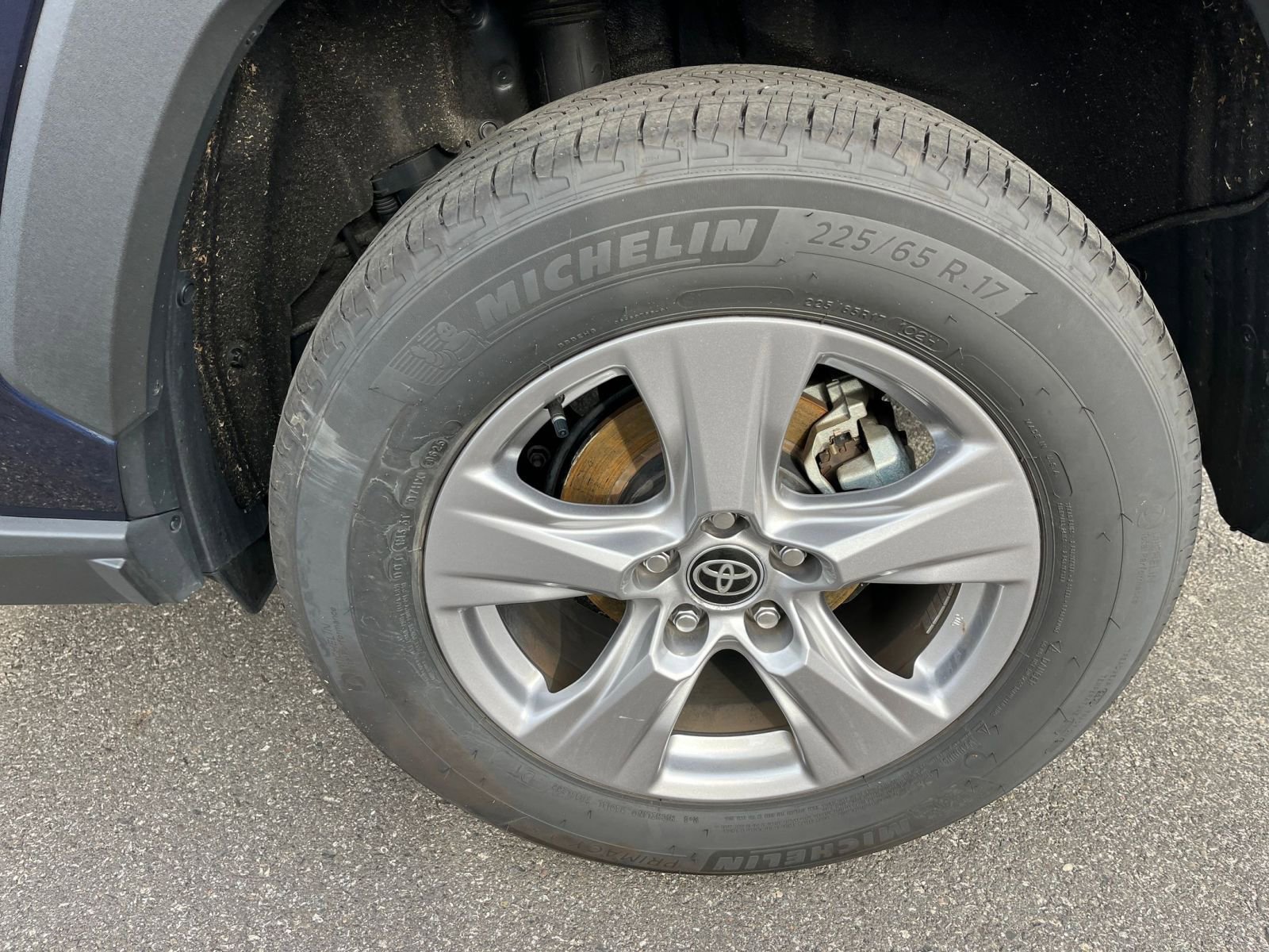 Thumbnail: 2025 Toyota RAV4 - 30