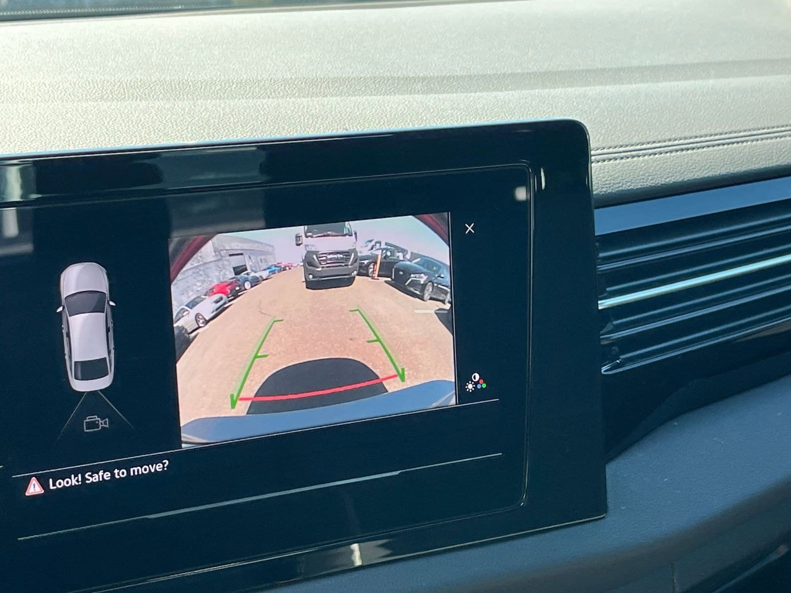 Thumbnail: 2025 Volkswagen Jetta - 22