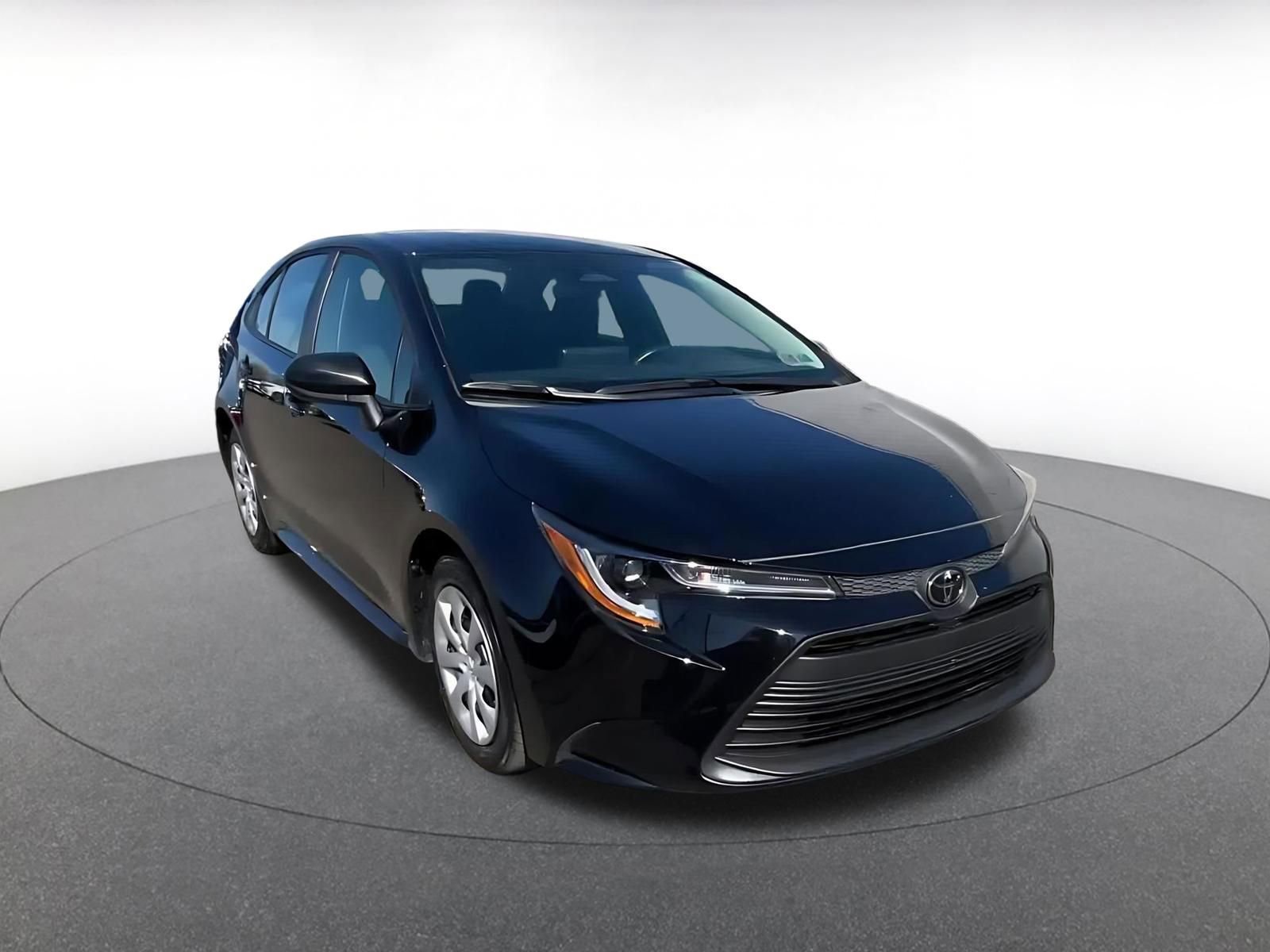 Thumbnail: 2025 Toyota Corolla - 3