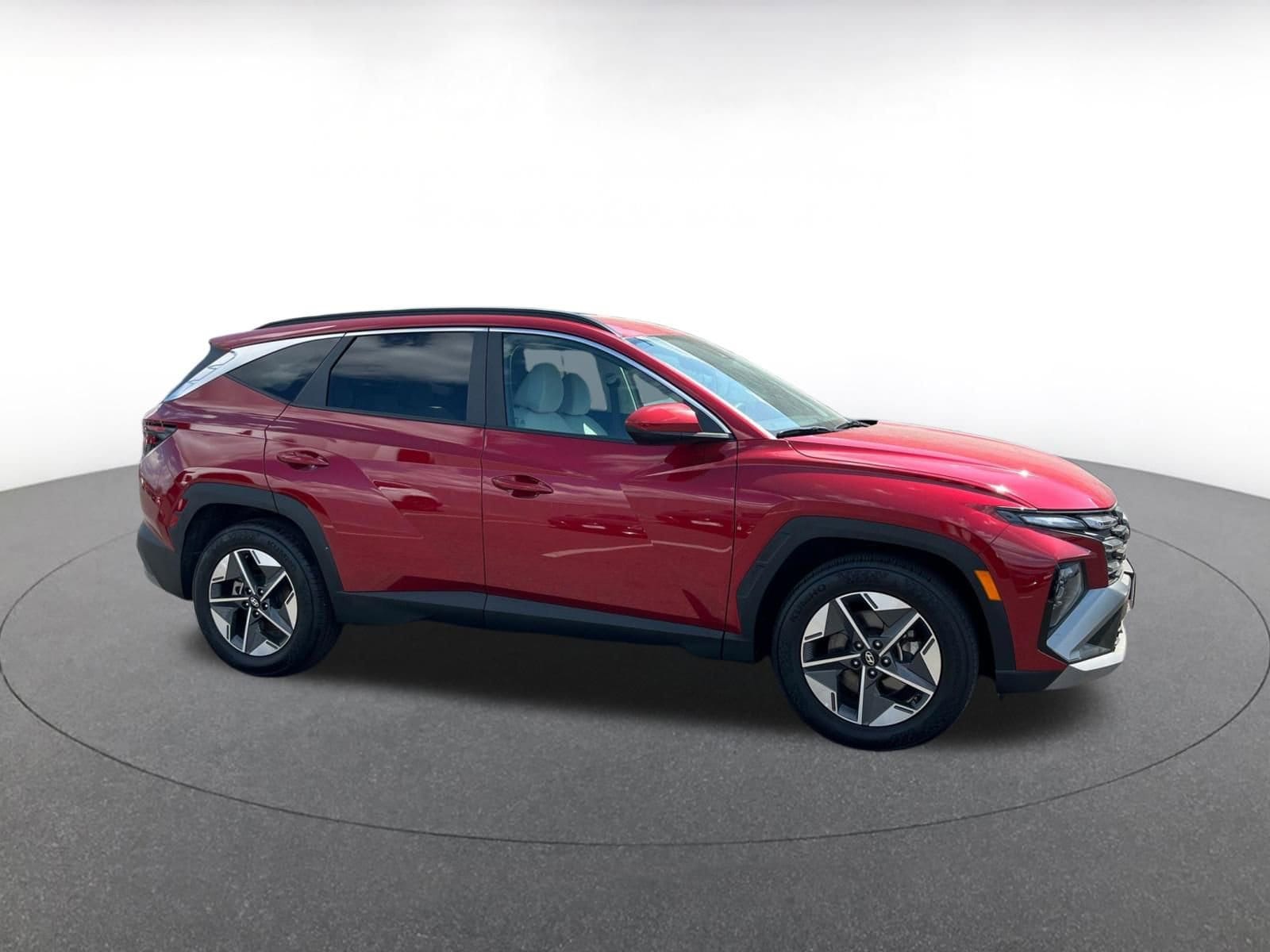 Thumbnail: 2025 Hyundai Tucson - 1