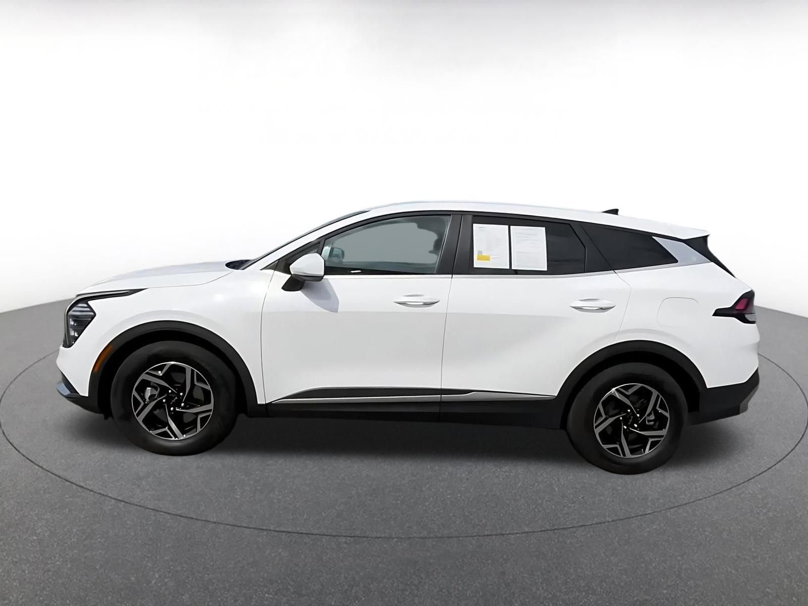 Thumbnail: 2025 Kia Sportage - 10