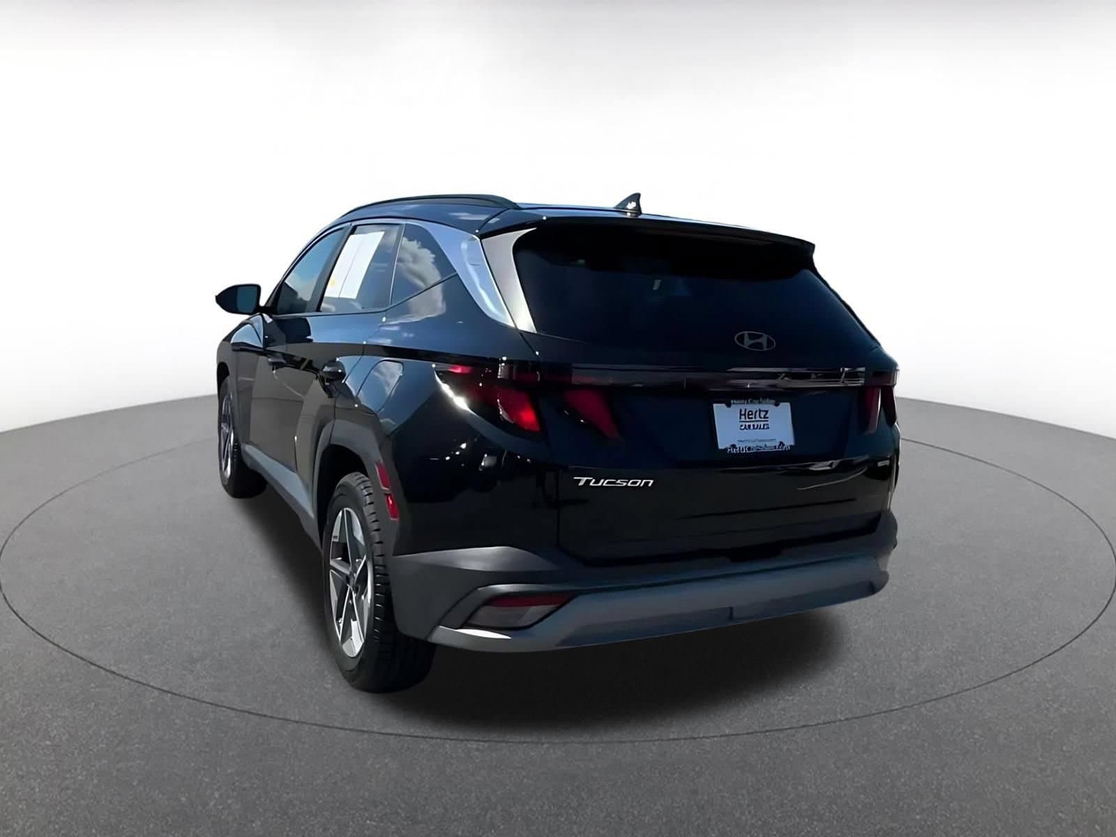 Thumbnail: 2025 Hyundai Tucson - 10