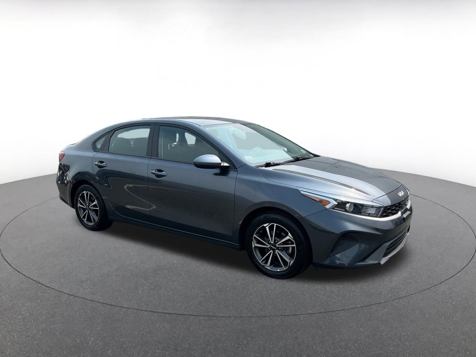 Thumbnail: 2023 Kia Forte - 1