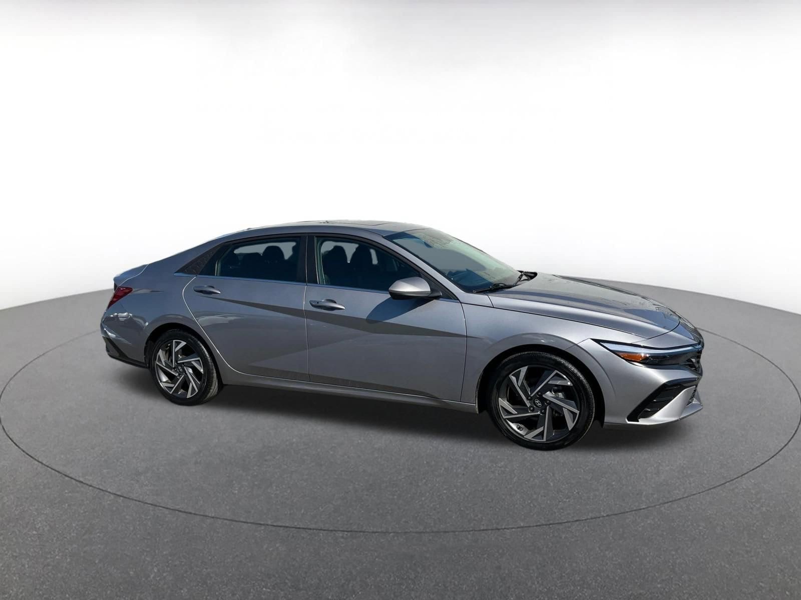 Thumbnail: 2025 Hyundai Elantra - 1