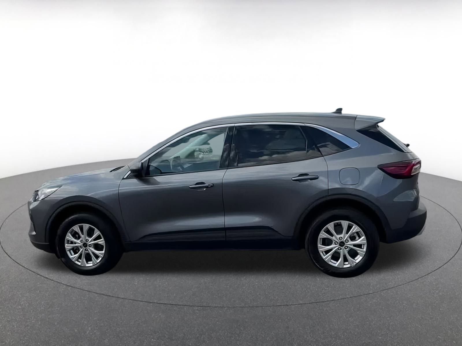 Thumbnail: 2024 Ford Escape - 7