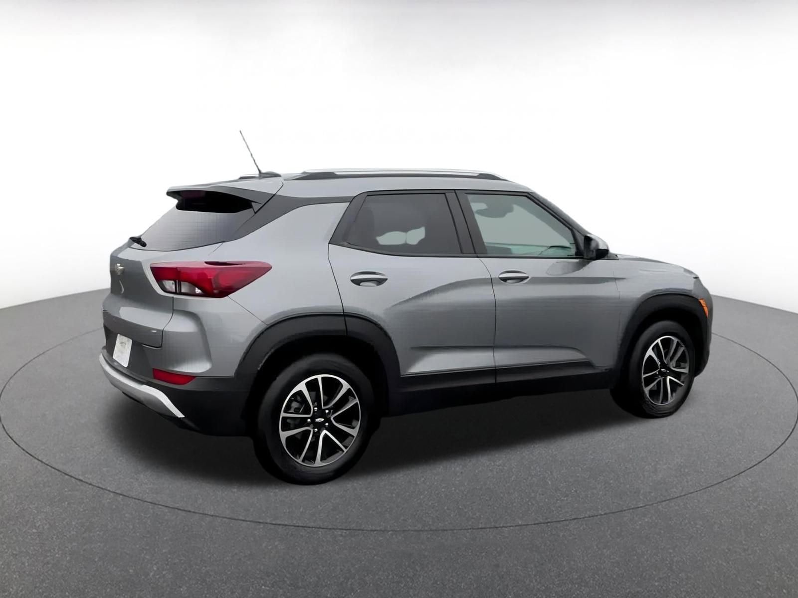 Thumbnail: 2025 Chevrolet TrailBlazer - 15