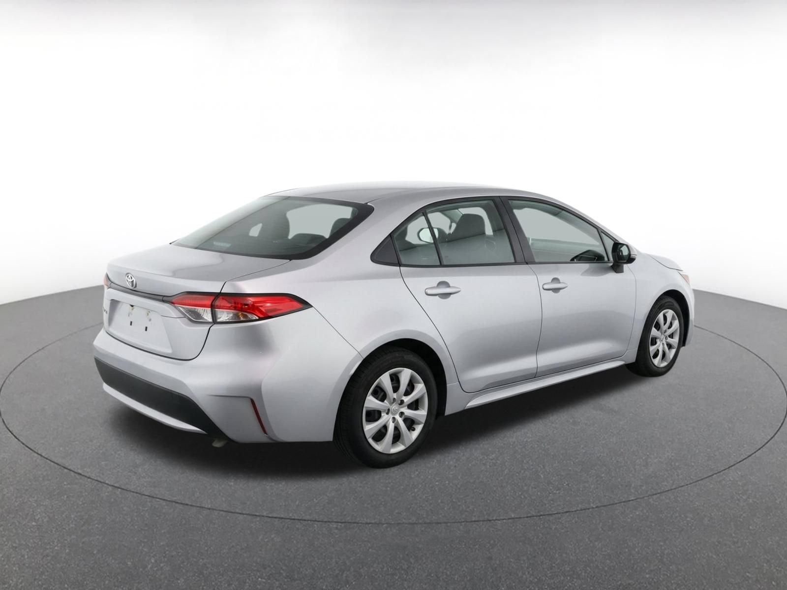 Thumbnail: 2025 Toyota Corolla - 8