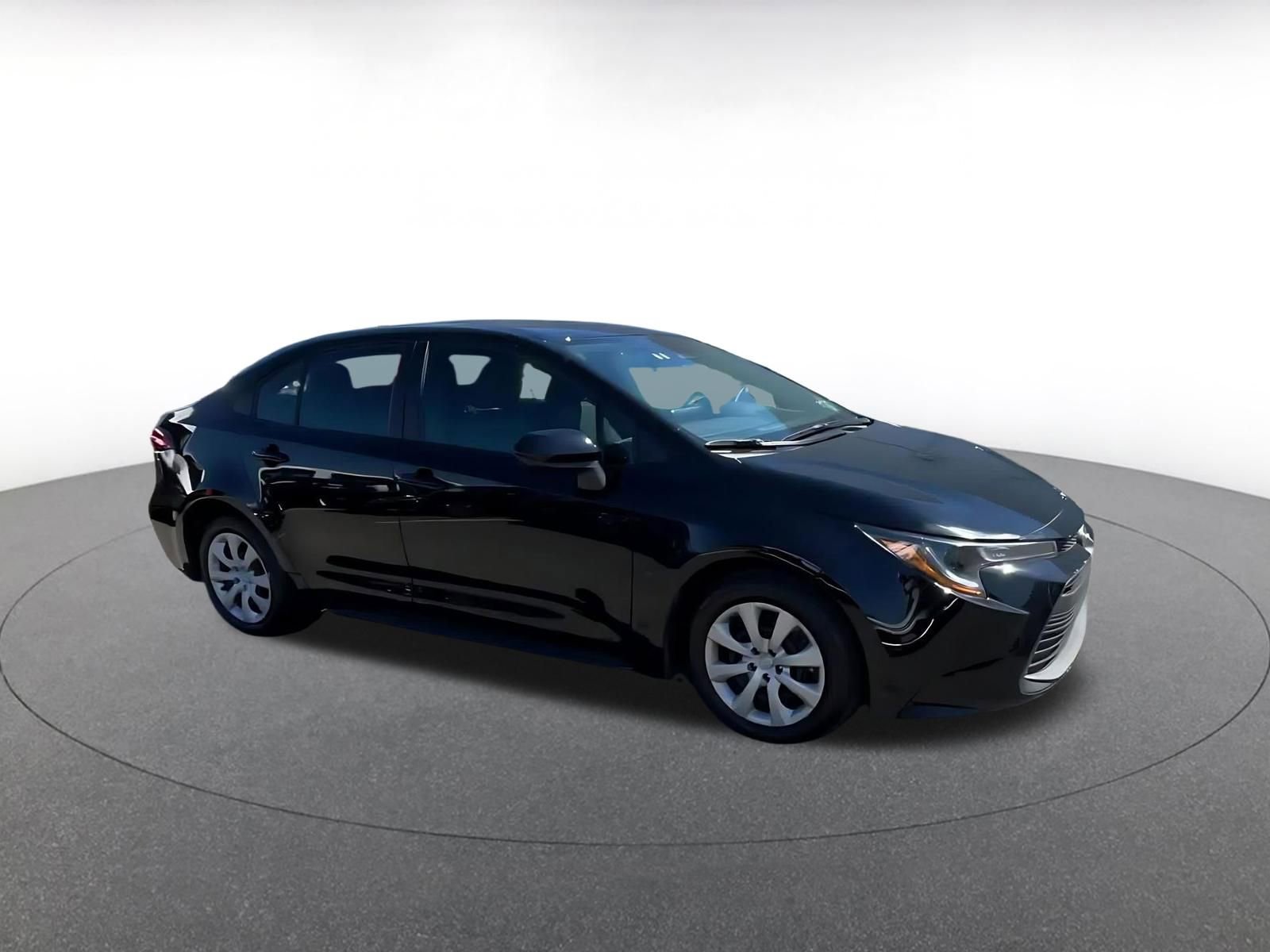 Thumbnail: 2025 Toyota Corolla - 2