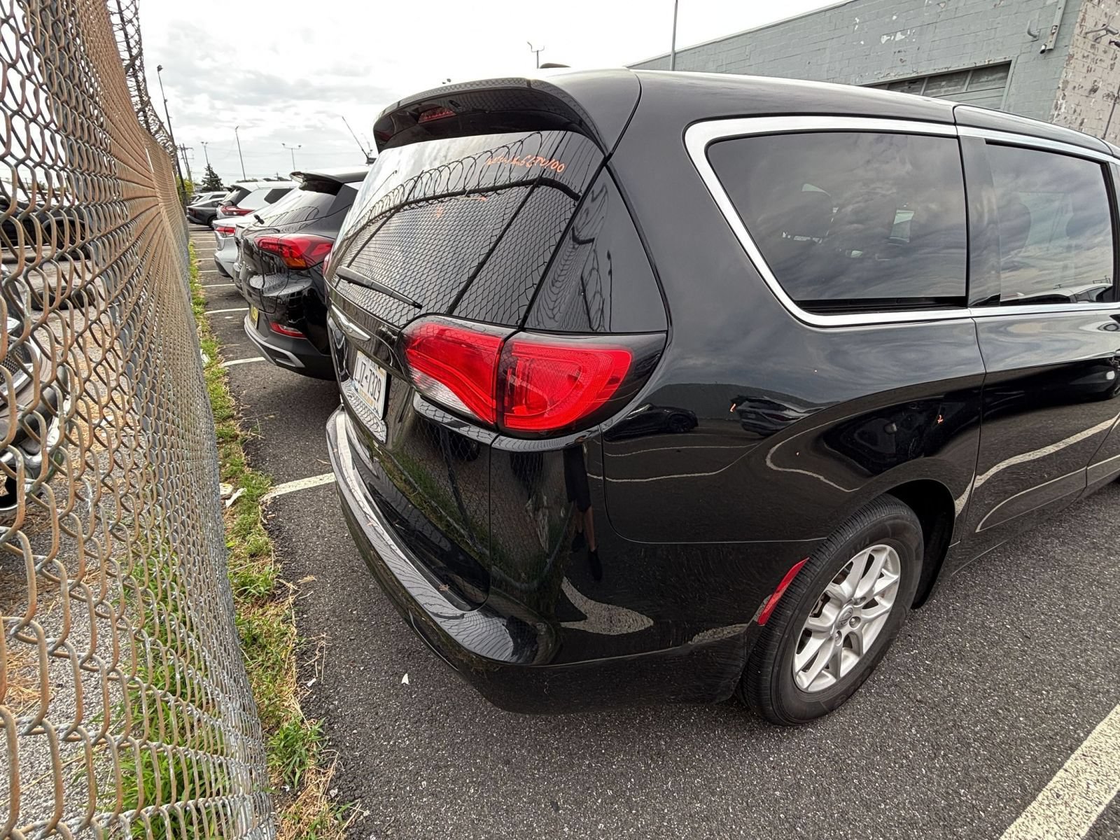 Thumbnail: 2024 Chrysler Voyager - 9