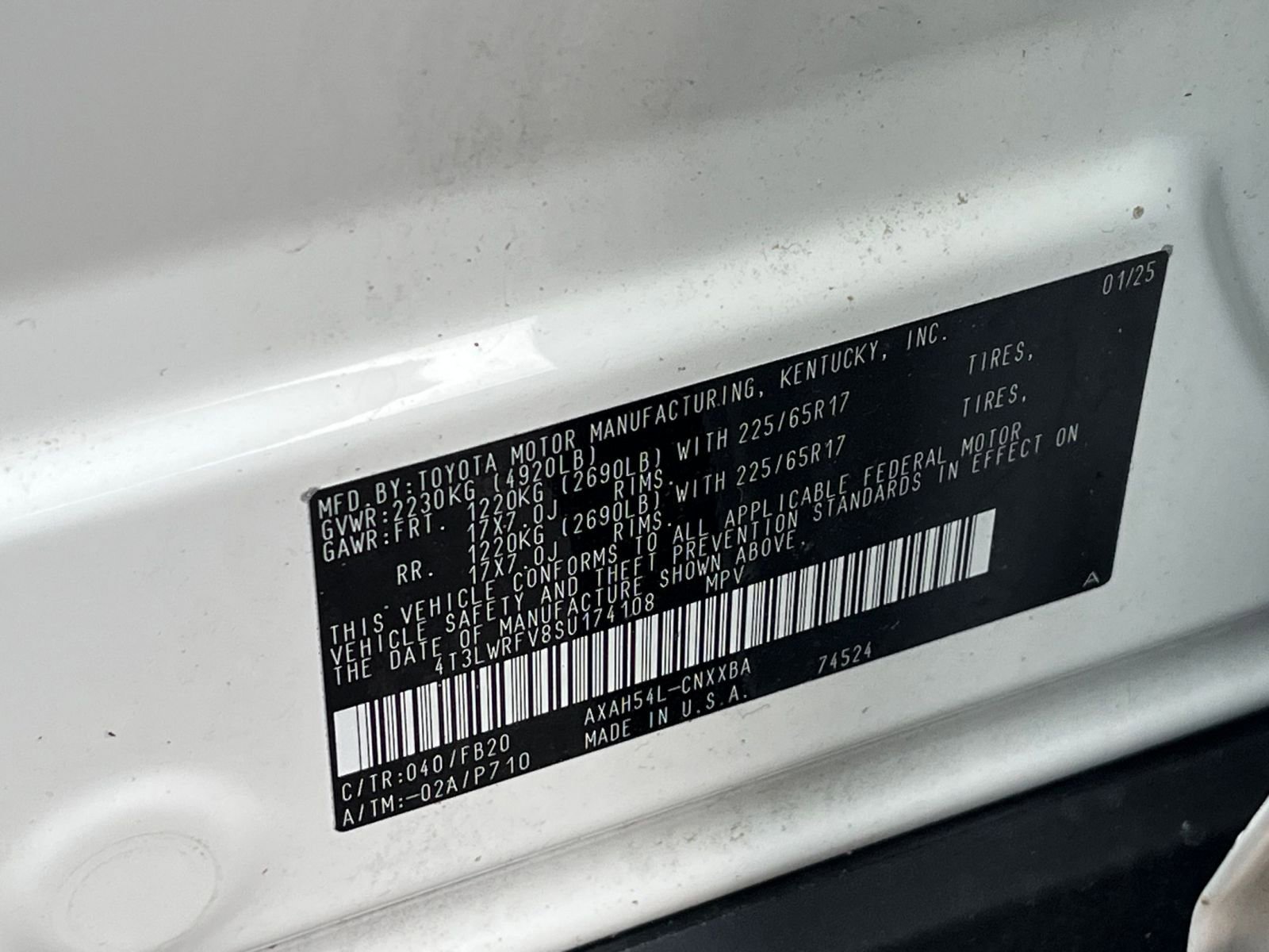 Thumbnail: 2025 Toyota RAV4 - 28