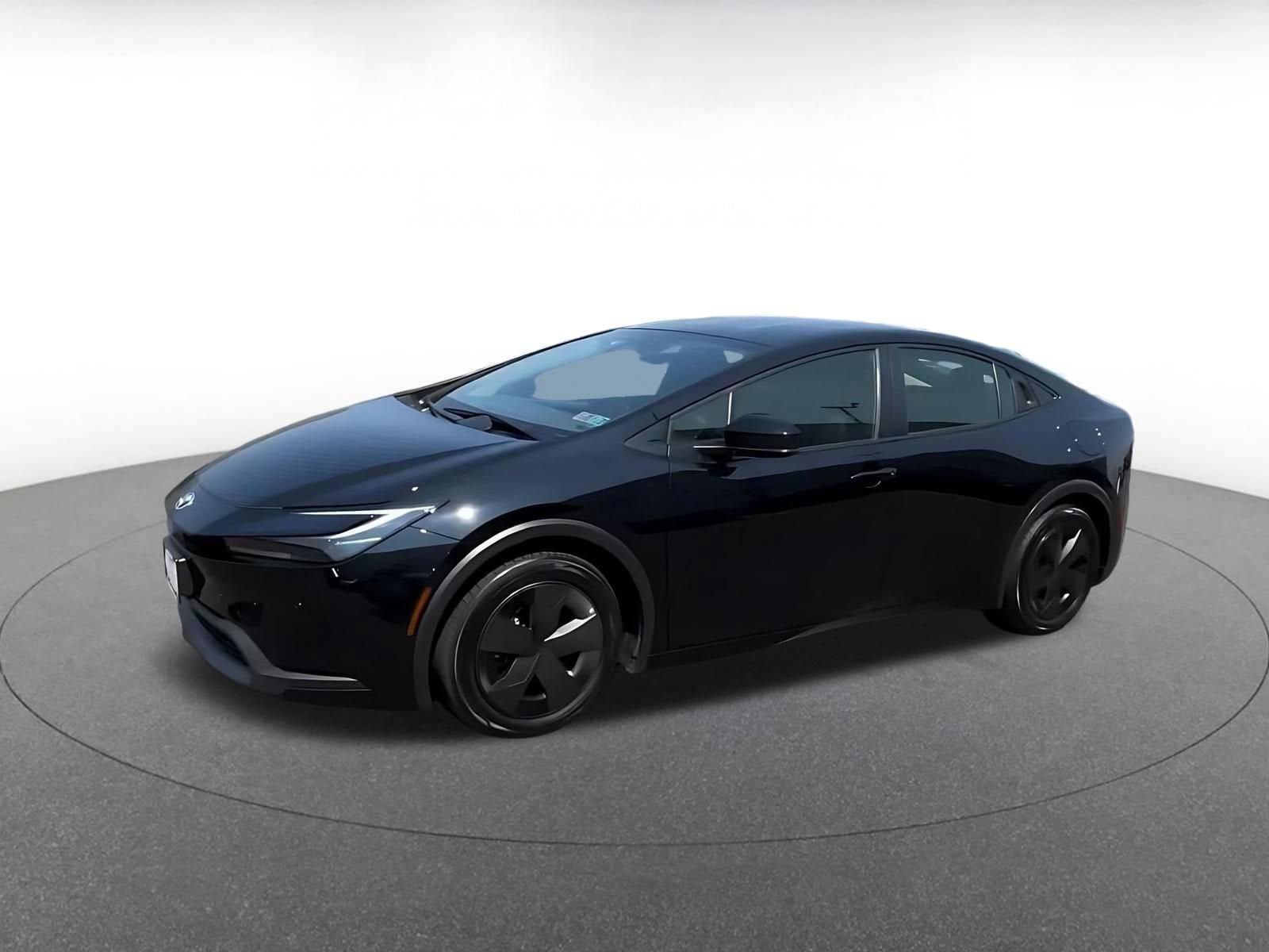 Thumbnail: 2025 Toyota Prius - 8