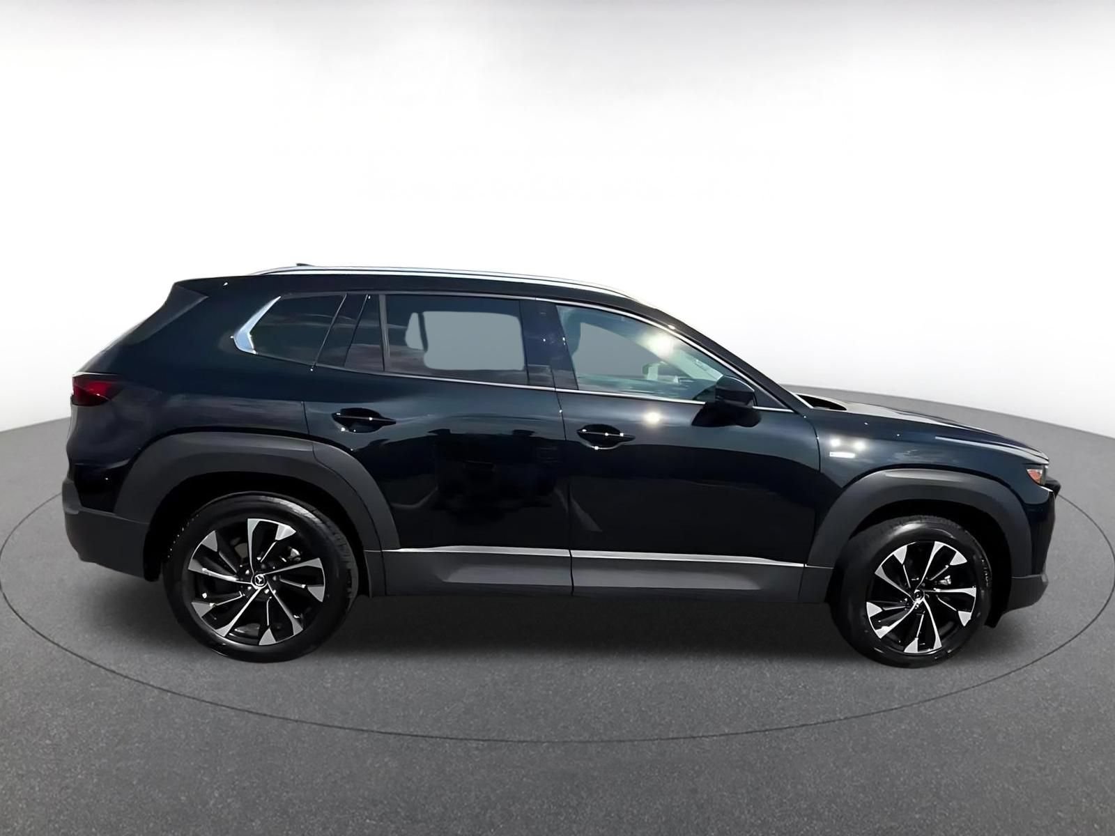 Thumbnail: 2025 Mazda CX-50 - 16