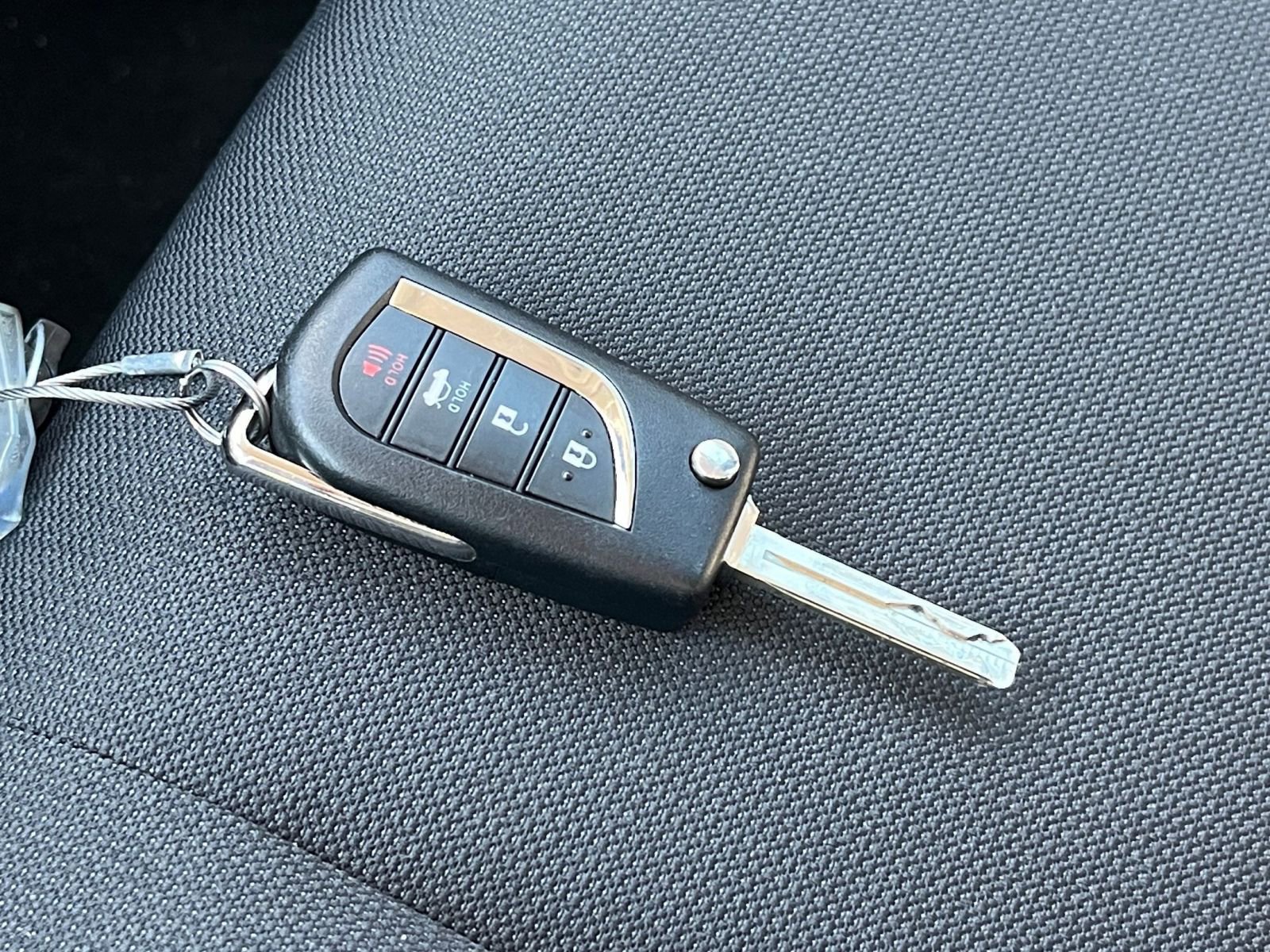 Thumbnail: 2025 Toyota Corolla - 21