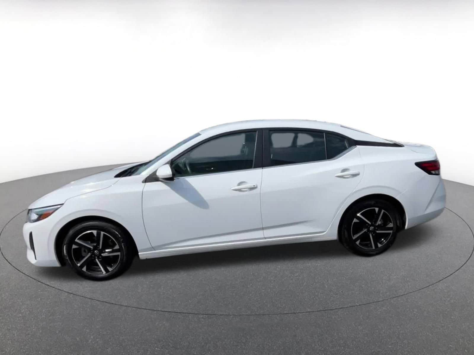 Thumbnail: 2024 Nissan Sentra - 8