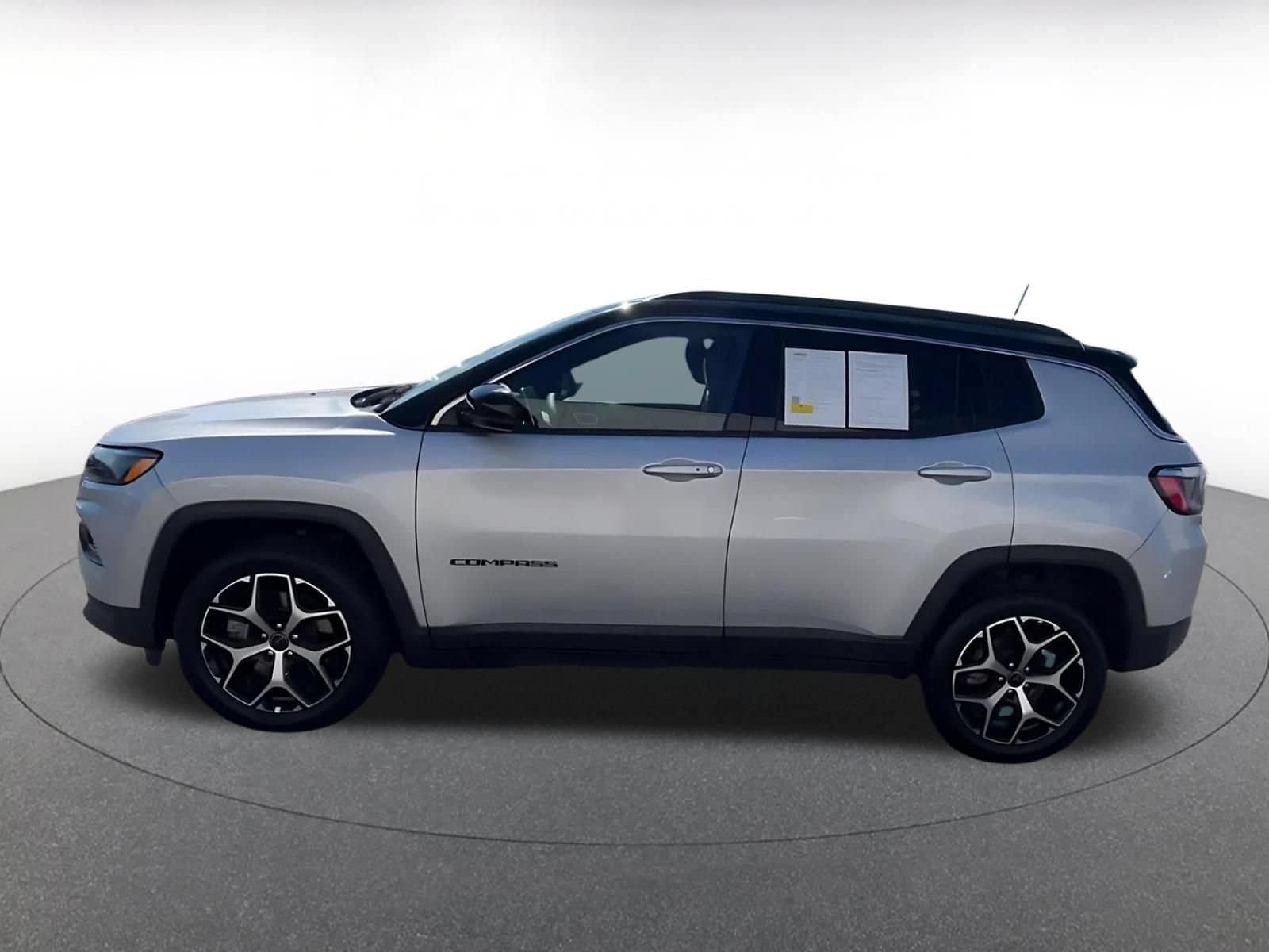 Thumbnail: 2025 Jeep Compass - 8