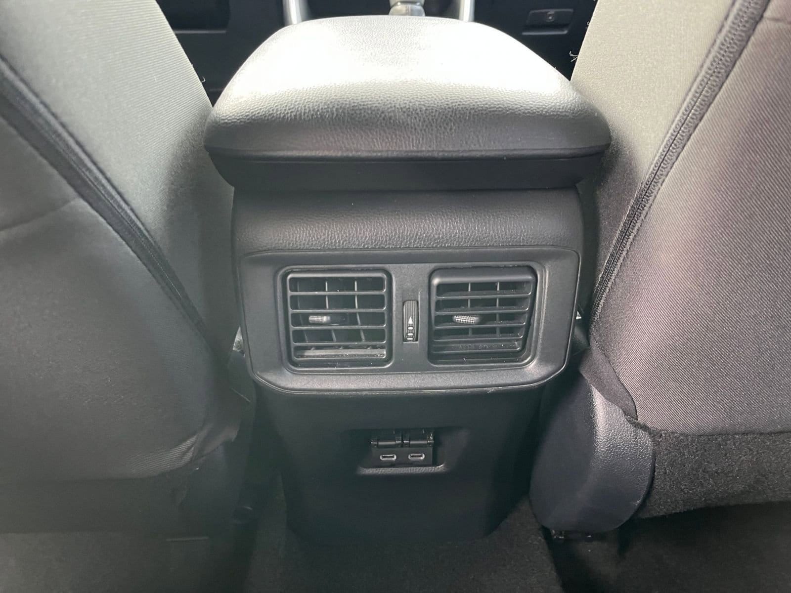 Thumbnail: 2025 Toyota RAV4 - 25