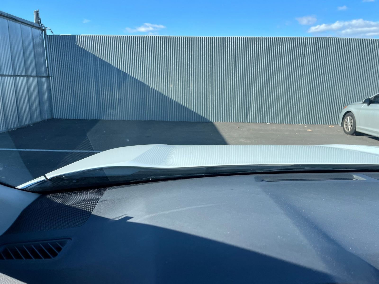 Thumbnail: 2025 Toyota RAV4 - 33