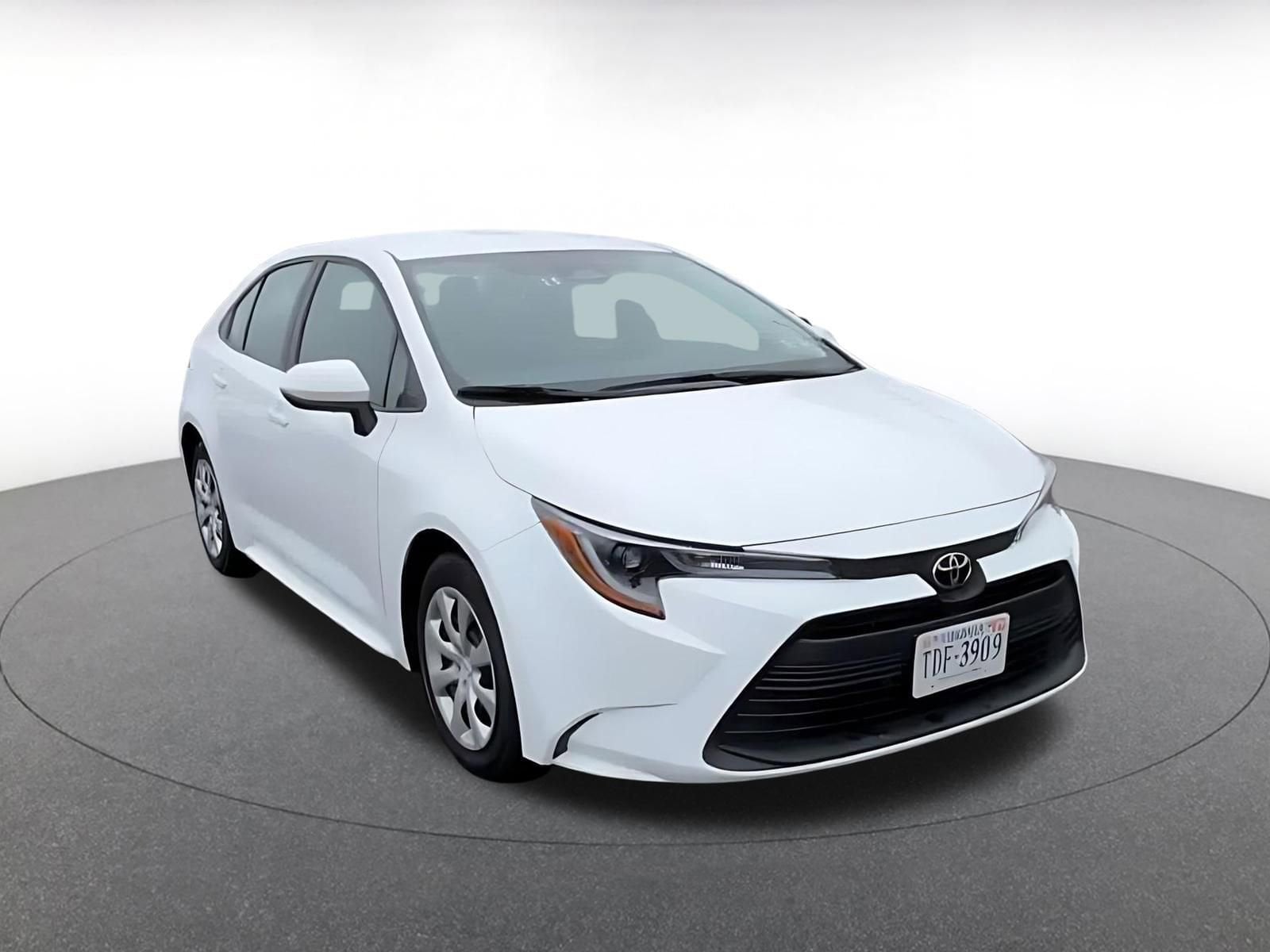 Thumbnail: 2025 Toyota Corolla - 3