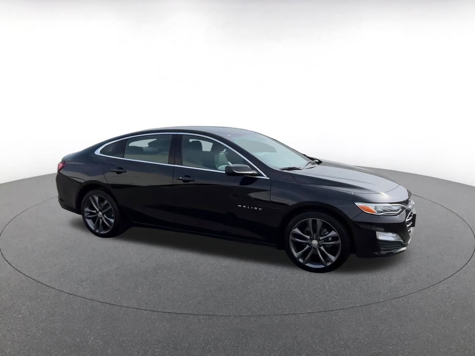 Thumbnail: 2024 Chevrolet Malibu - 2