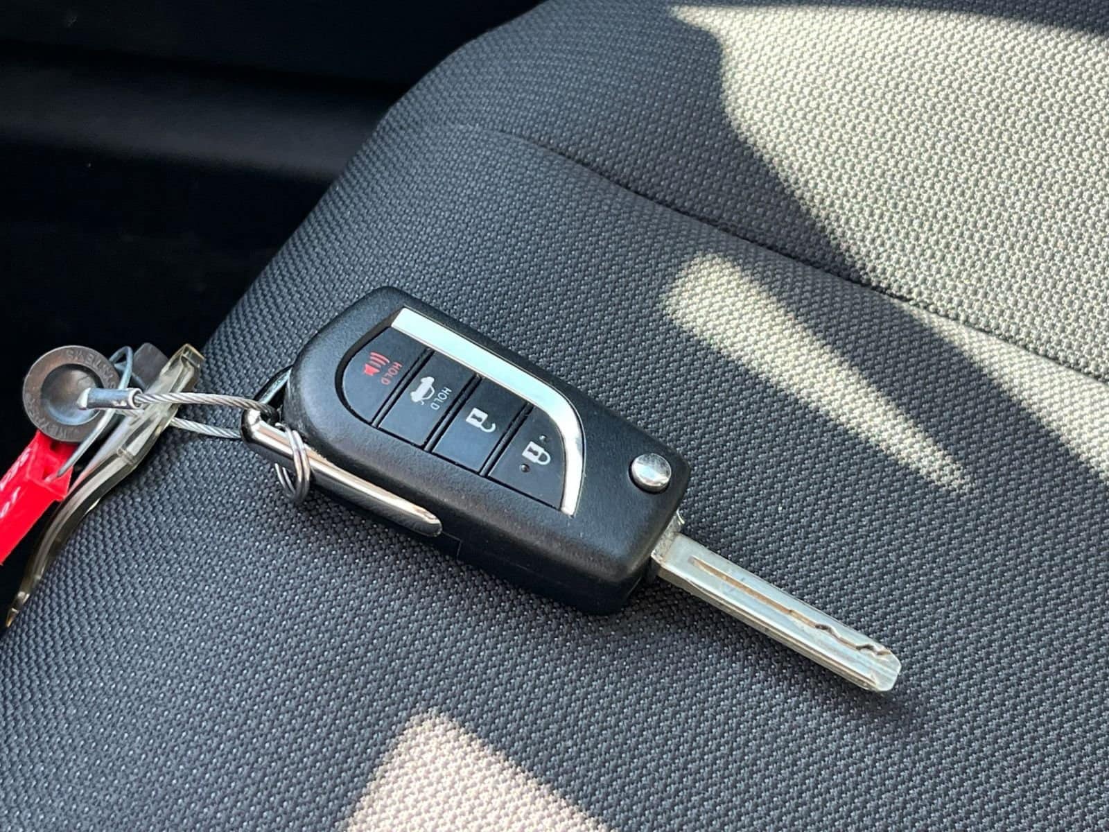 Thumbnail: 2025 Toyota Corolla - 21