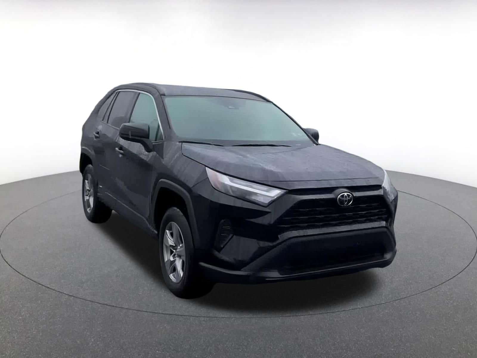 Thumbnail: 2025 Toyota RAV4 - 3
