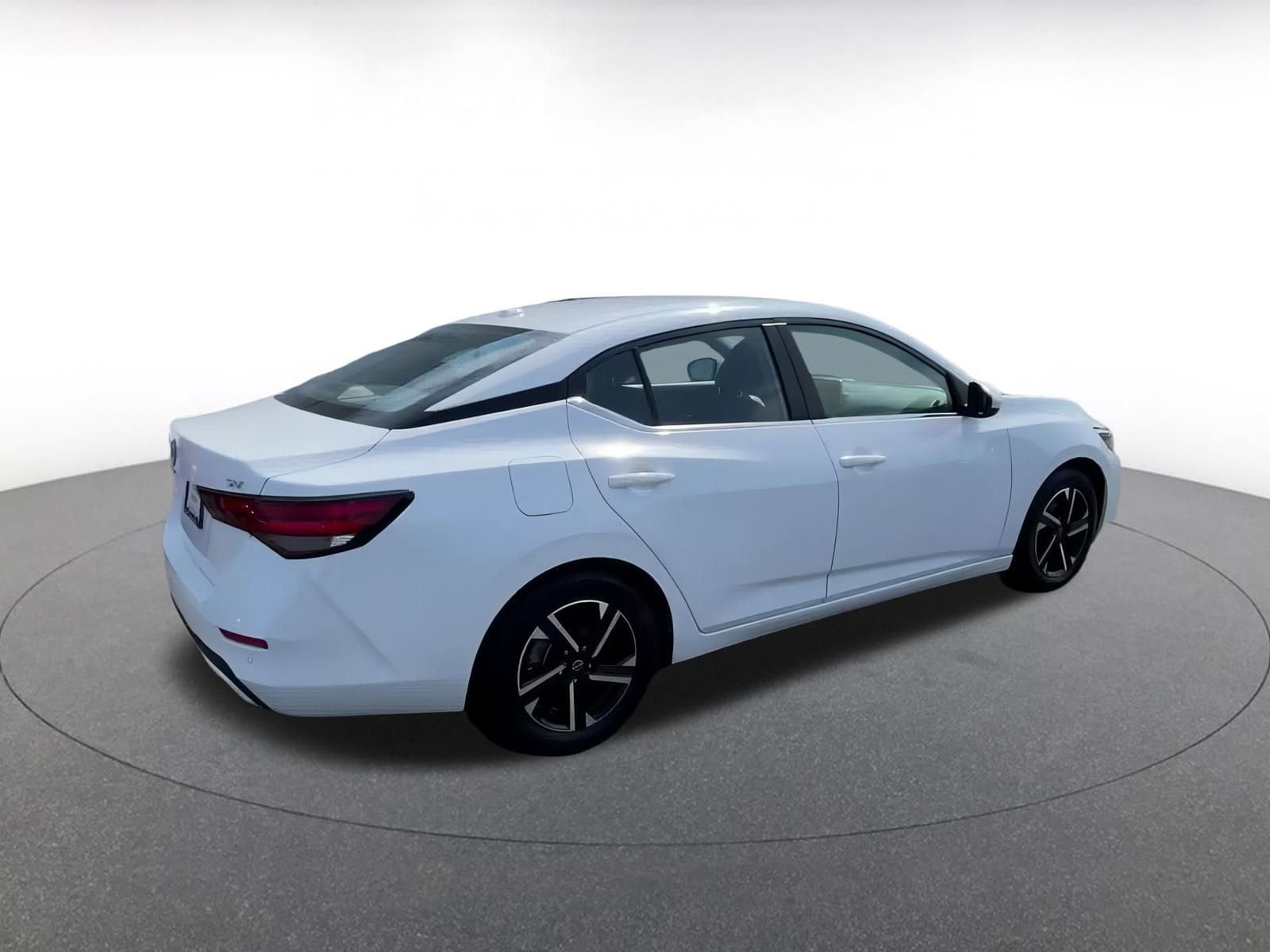 Thumbnail: 2024 Nissan Sentra - 15