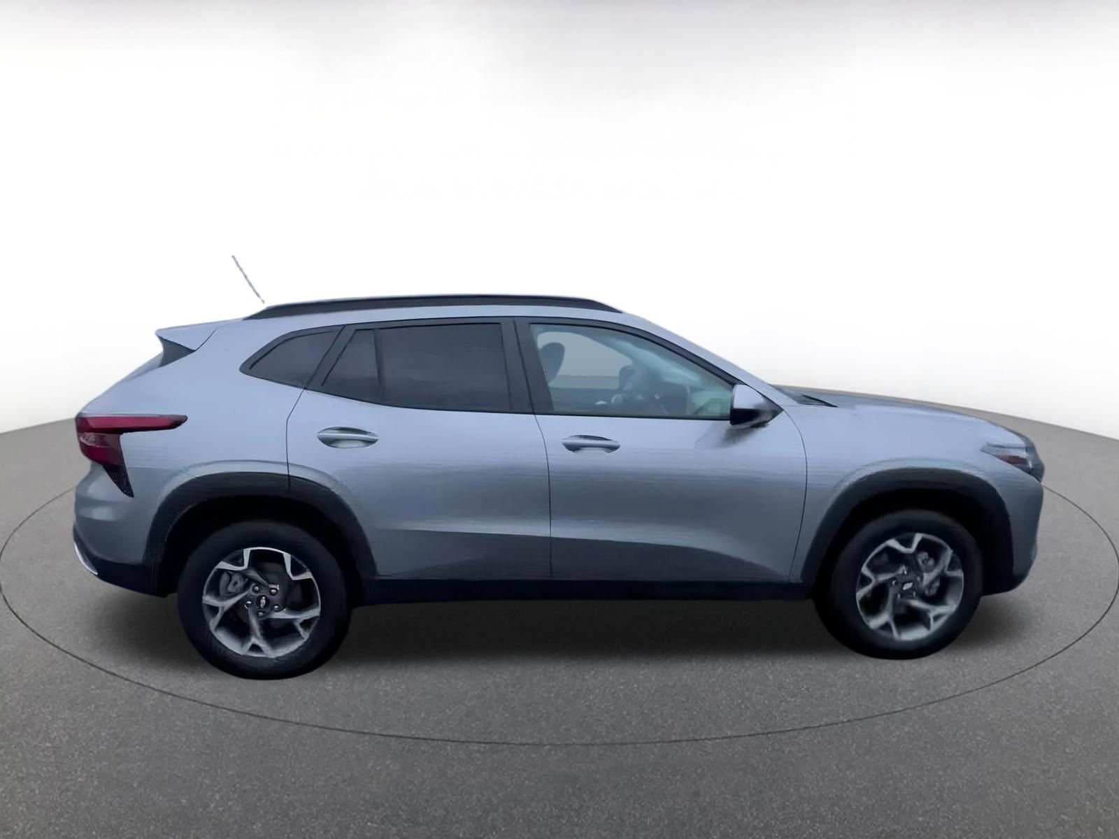 Thumbnail: 2025 Chevrolet Trax - 16