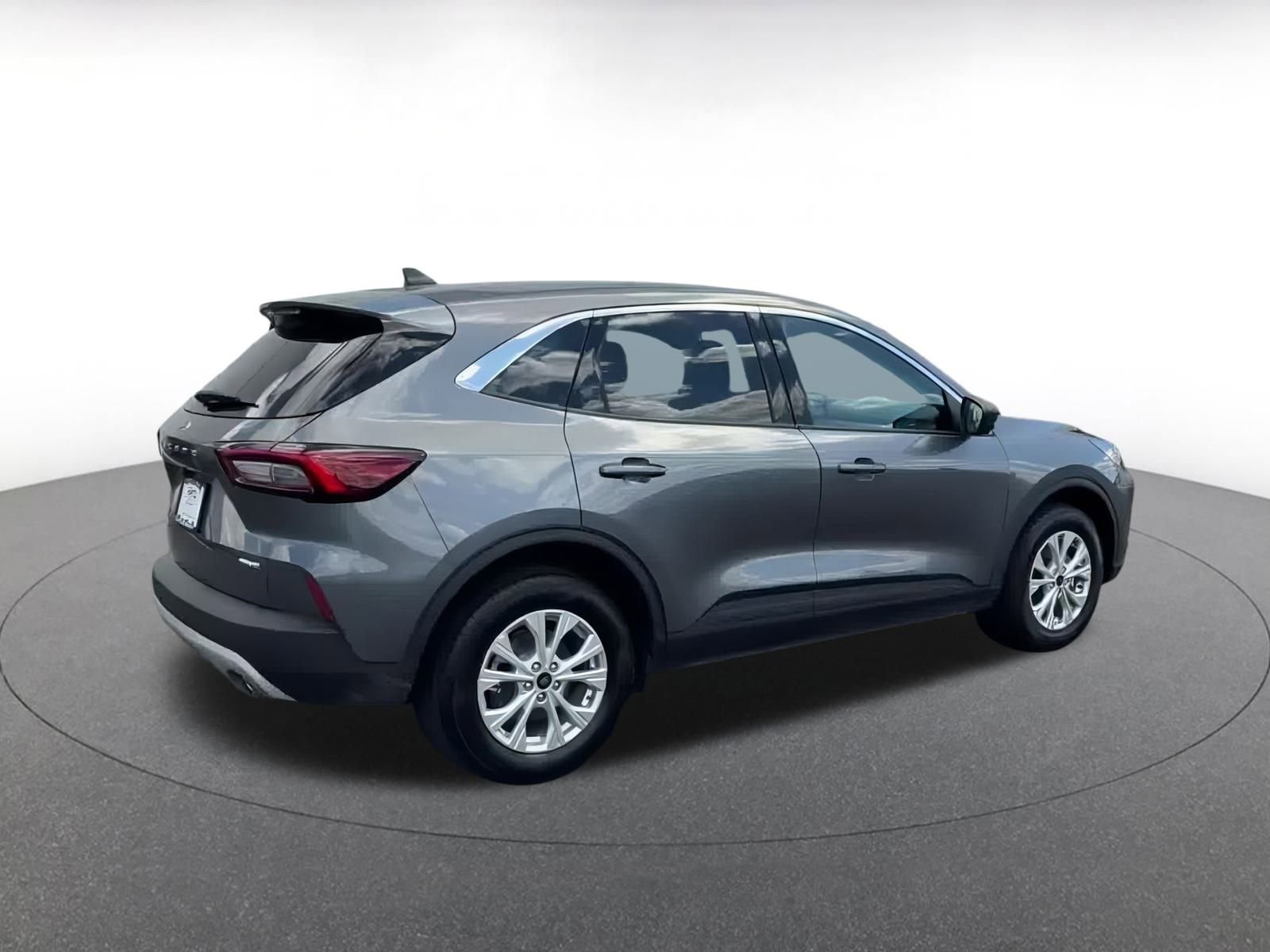 Thumbnail: 2024 Ford Escape - 13