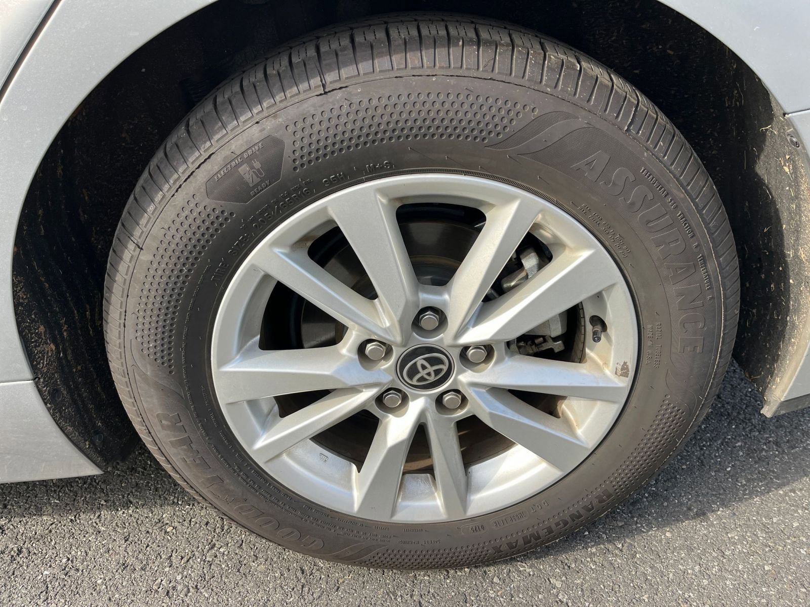 Thumbnail: 2025 Toyota Camry - 29