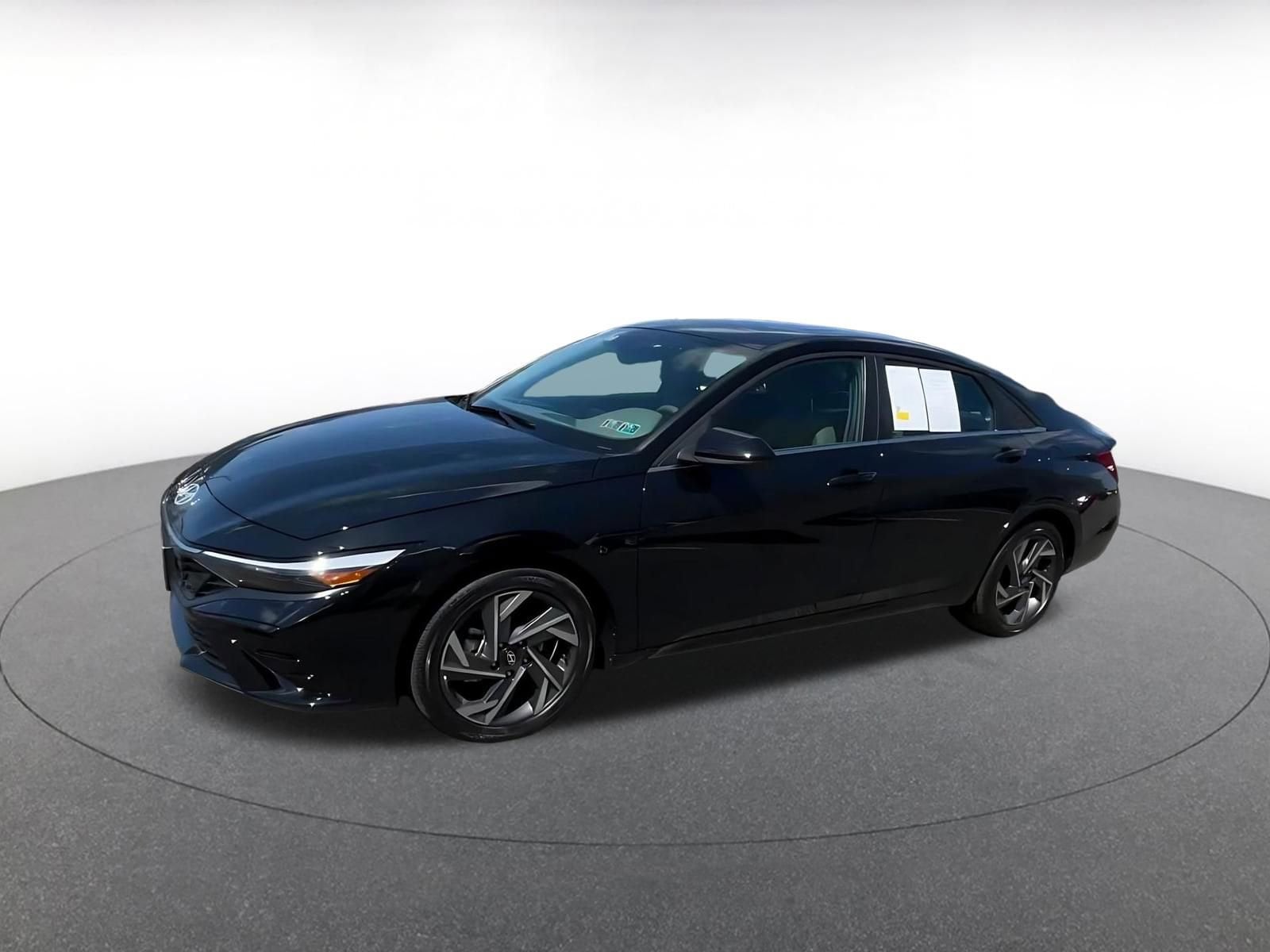 Thumbnail: 2025 Hyundai Elantra - 6