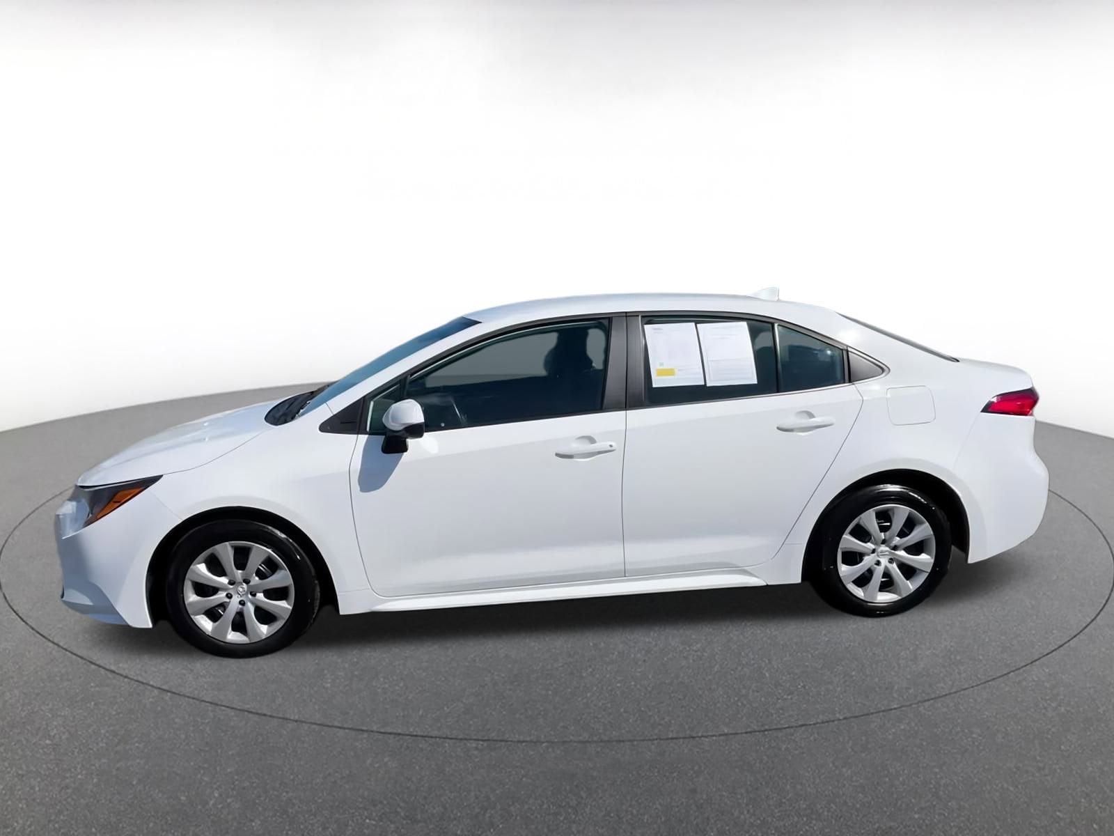 Thumbnail: 2024 Toyota Corolla - 8