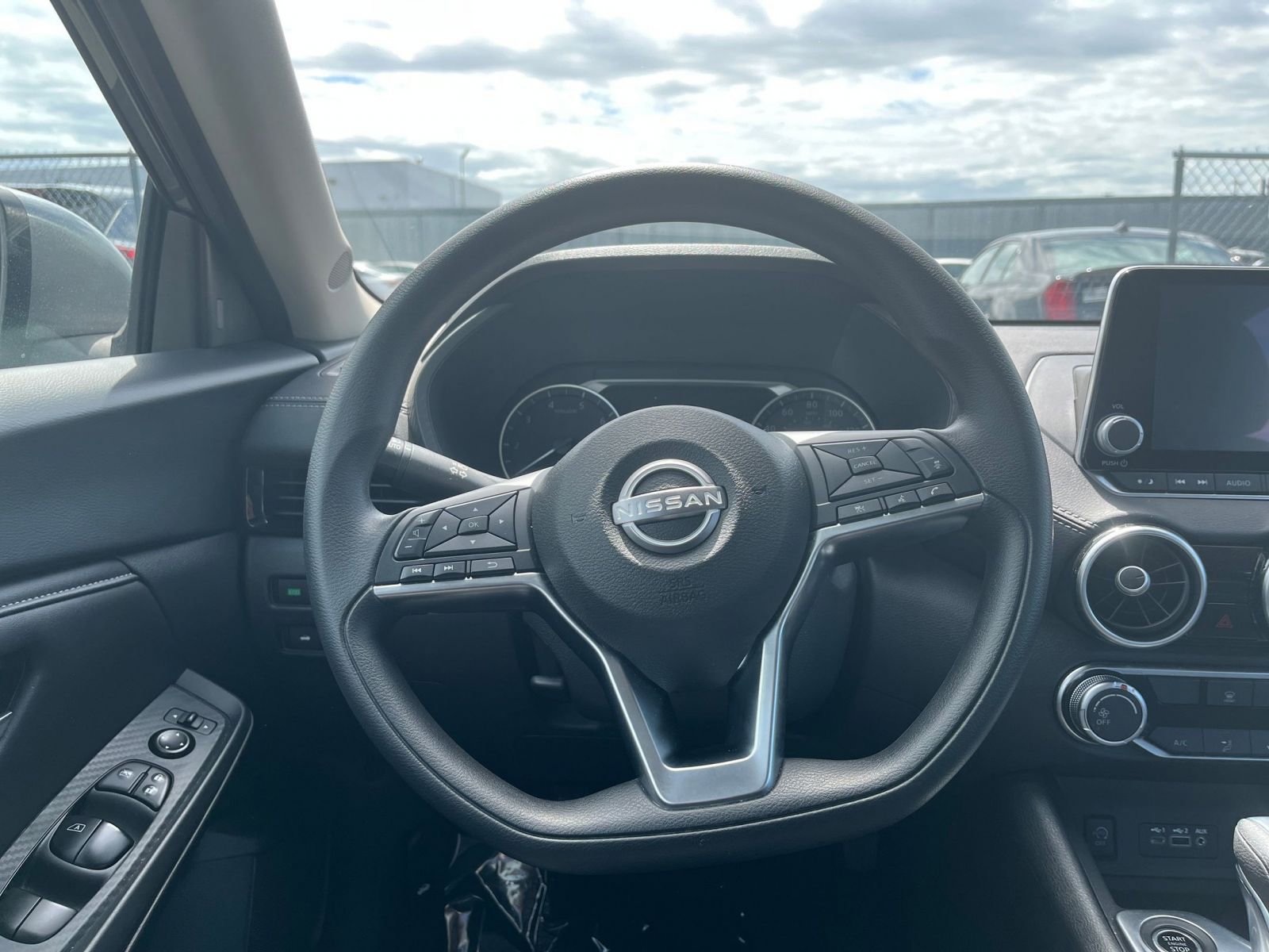 Thumbnail: 2024 Nissan Sentra - 27