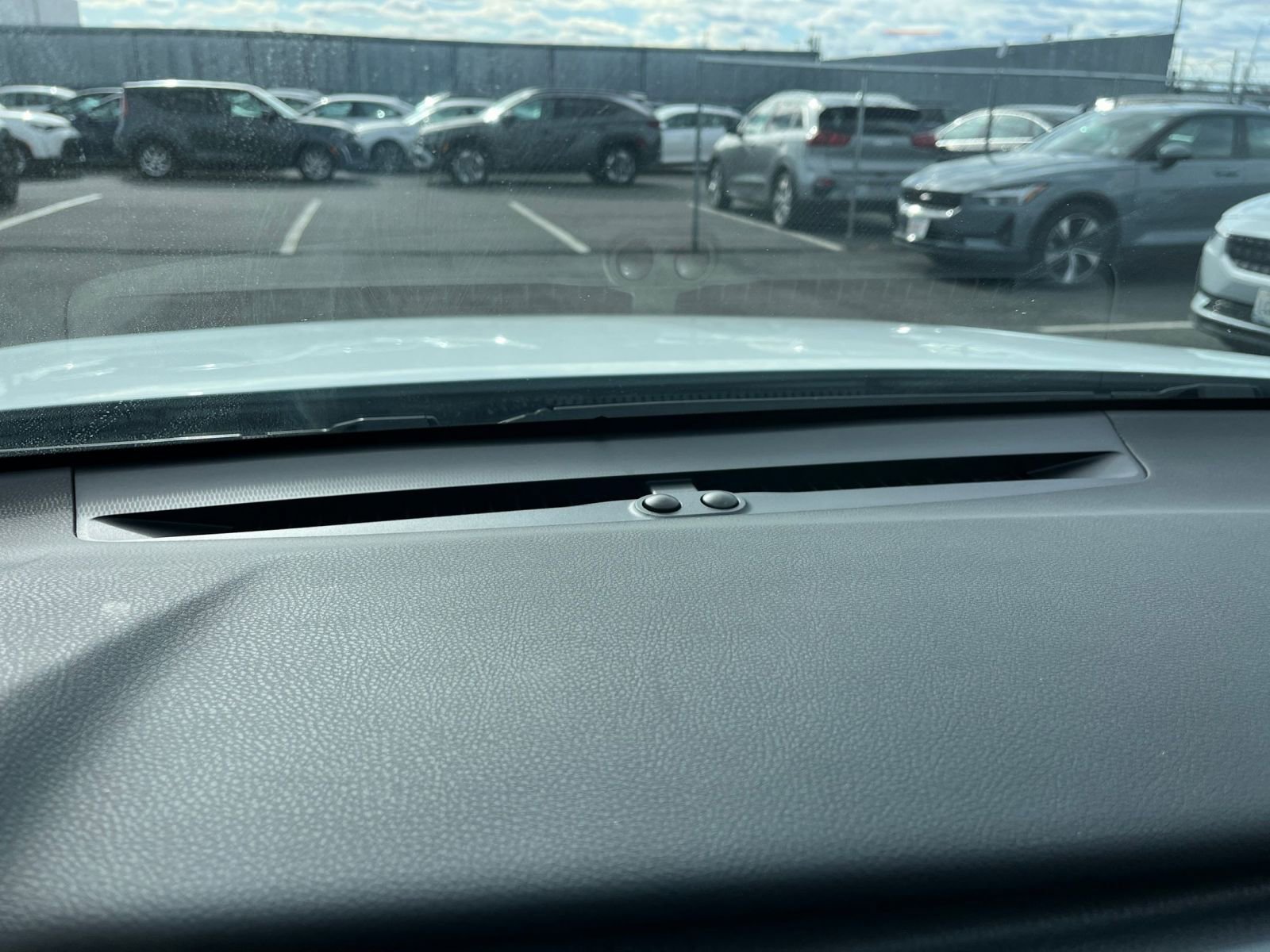 Thumbnail: 2025 Toyota Camry - 18