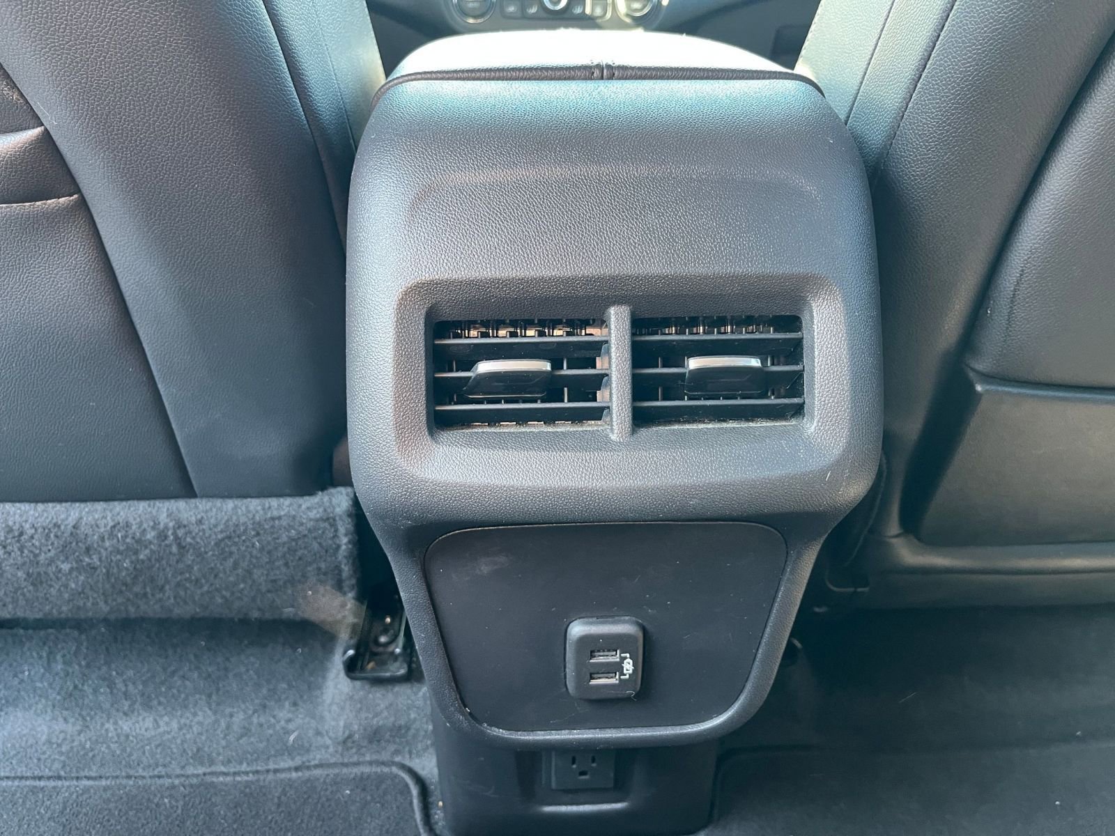 Thumbnail: 2024 GMC Terrain - 25