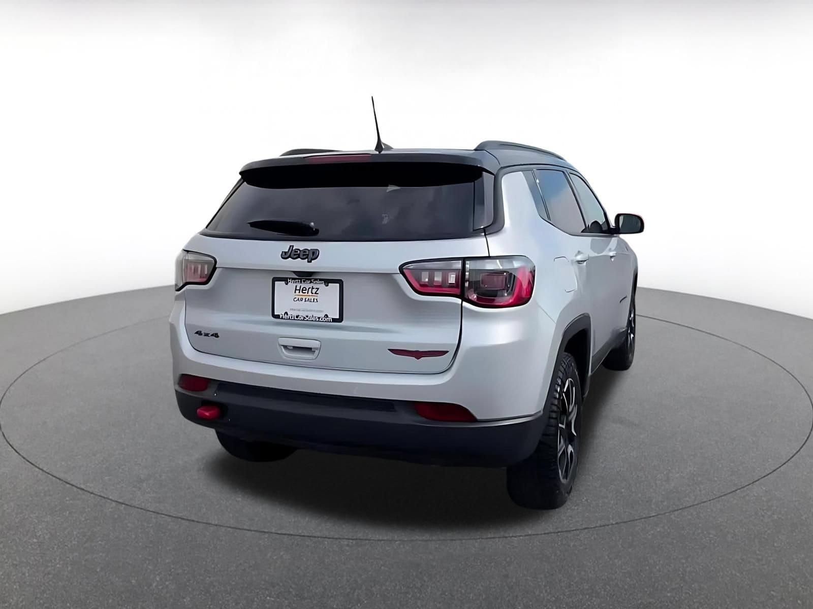Thumbnail: 2025 Jeep Compass - 13