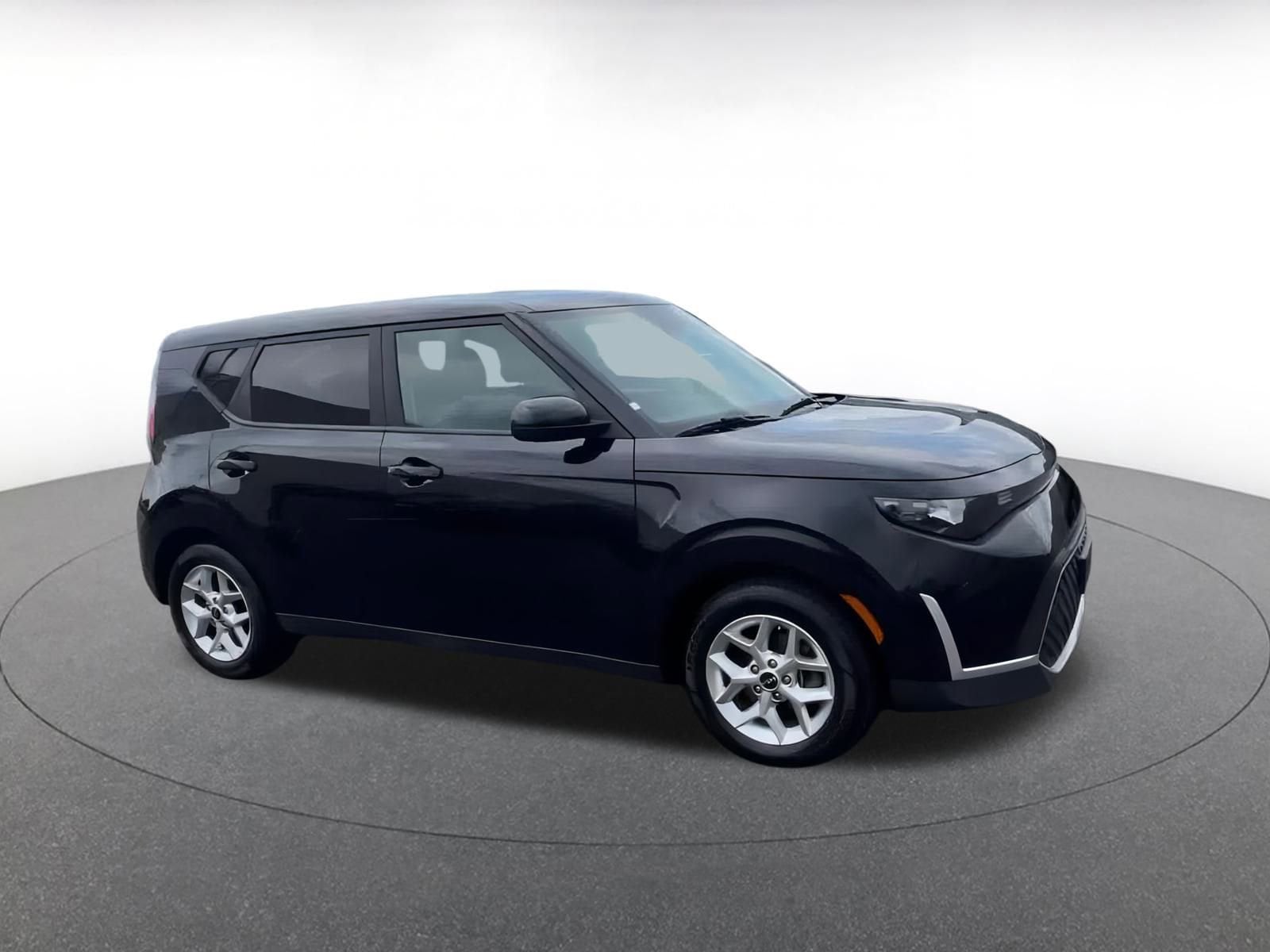 Thumbnail: 2023 Kia Soul - 2