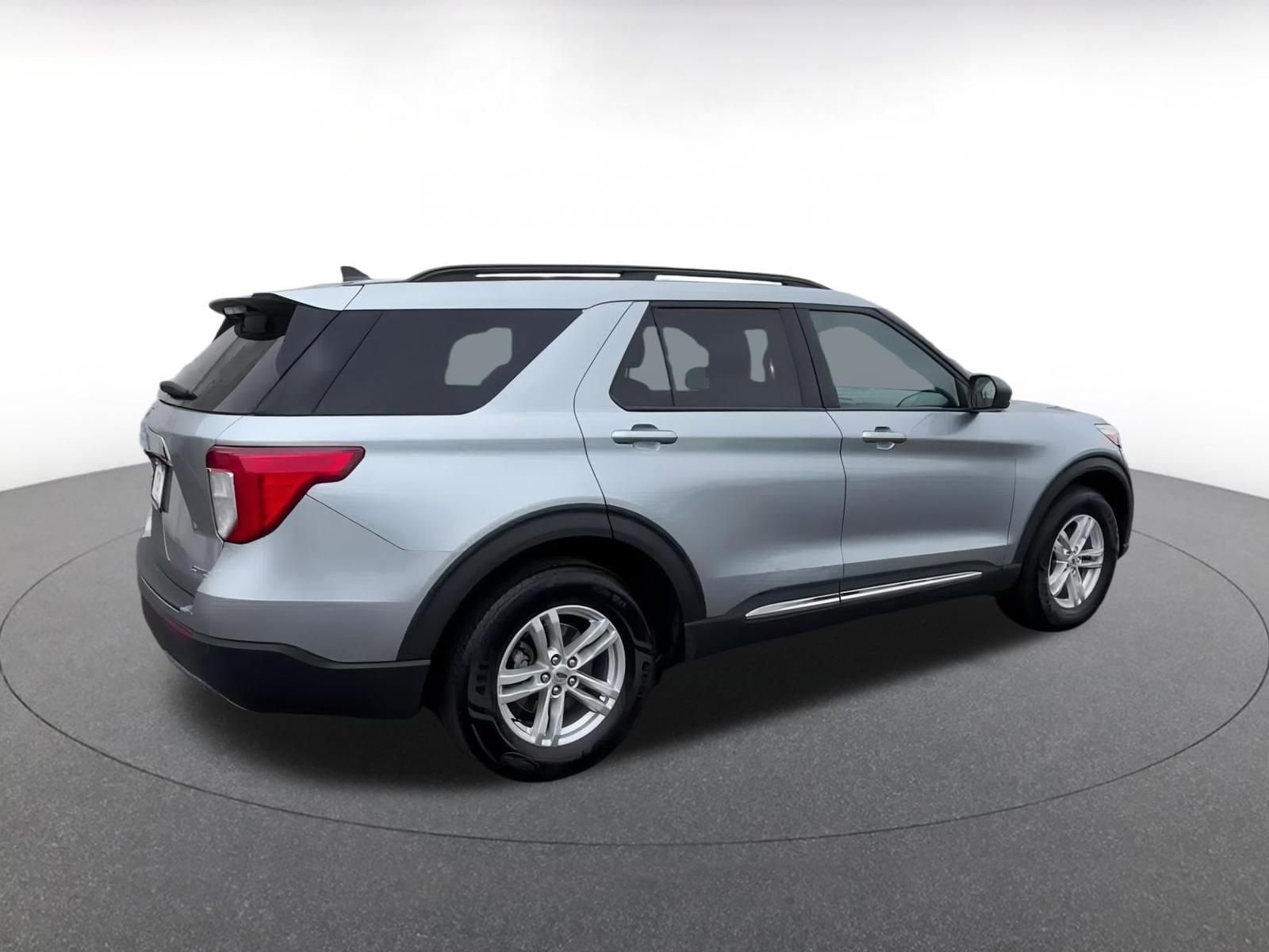 2023 Ford Explorer XLT 15