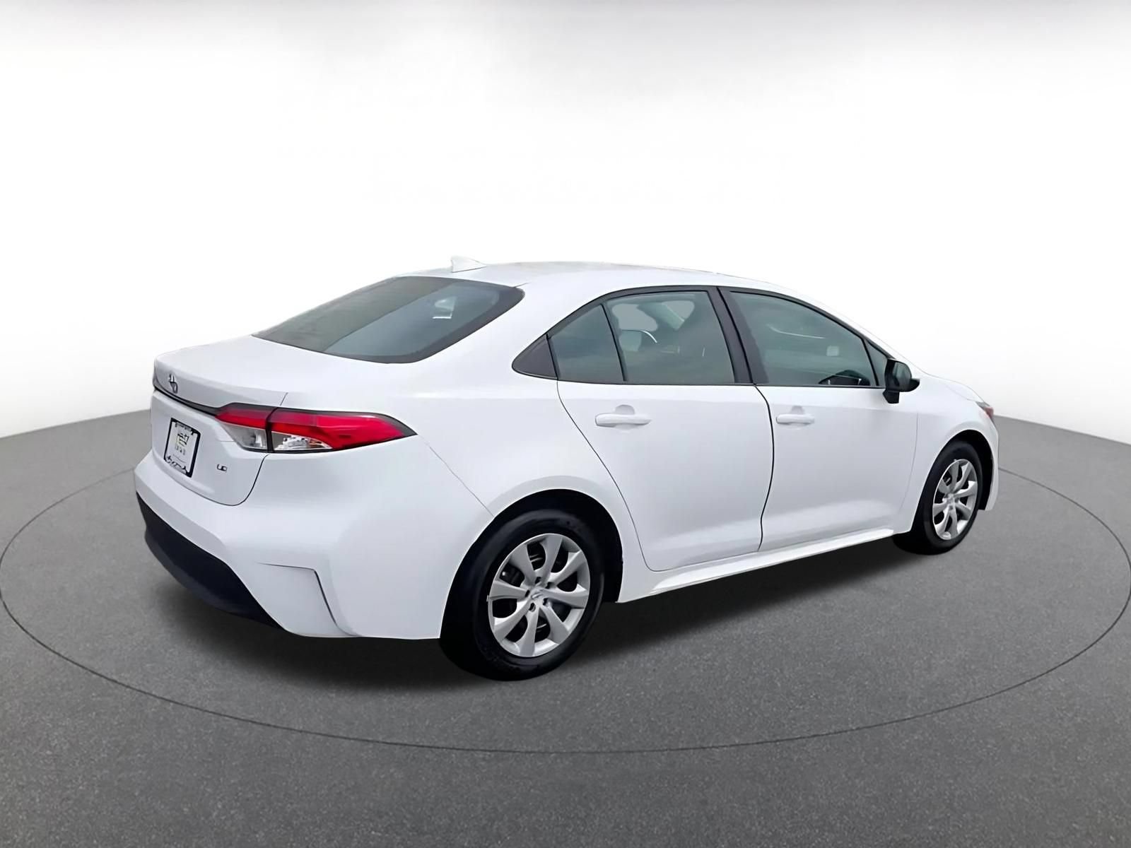 Thumbnail: 2025 Toyota Corolla - 13