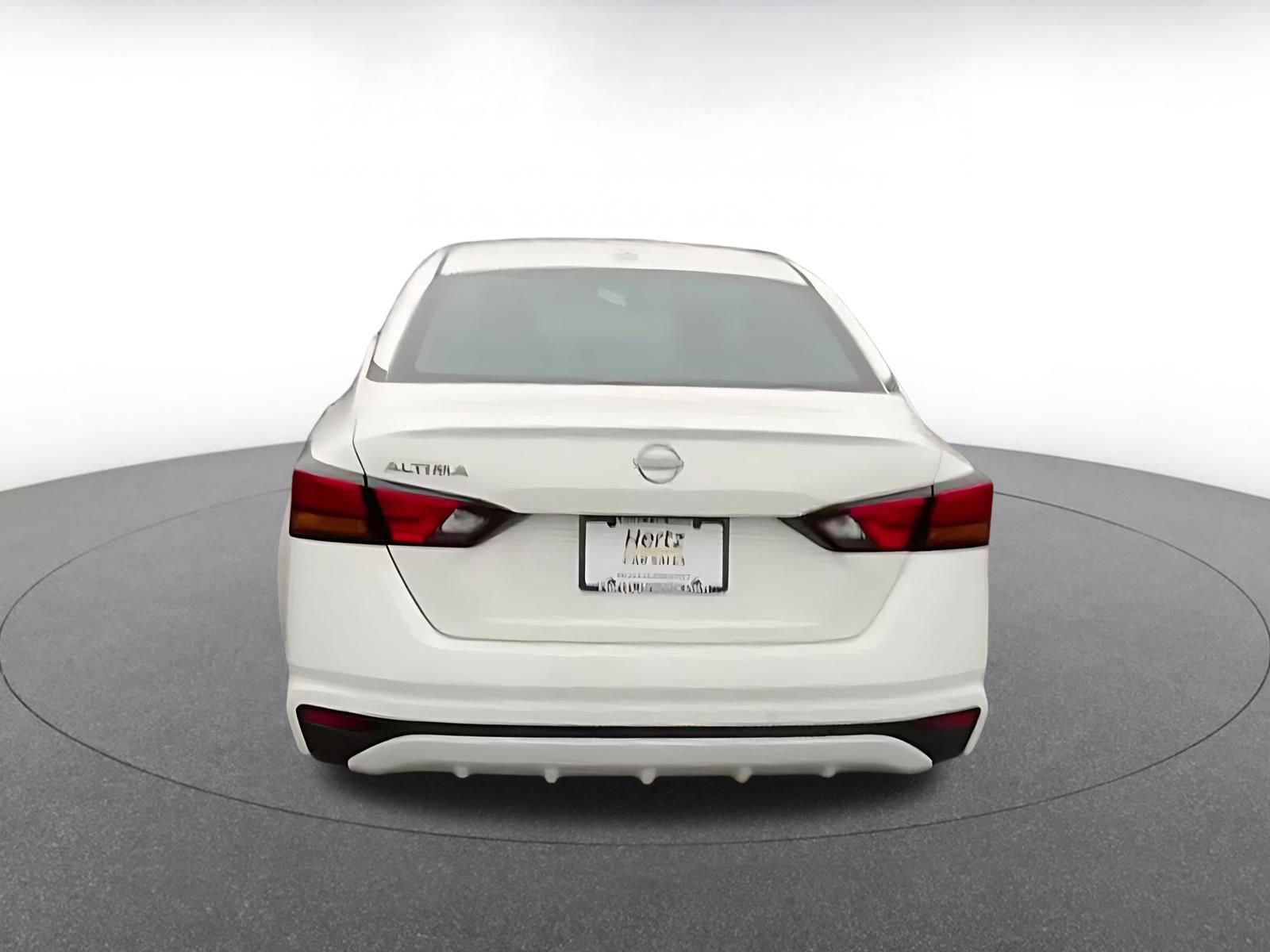 Thumbnail: 2025 Nissan Altima - 11