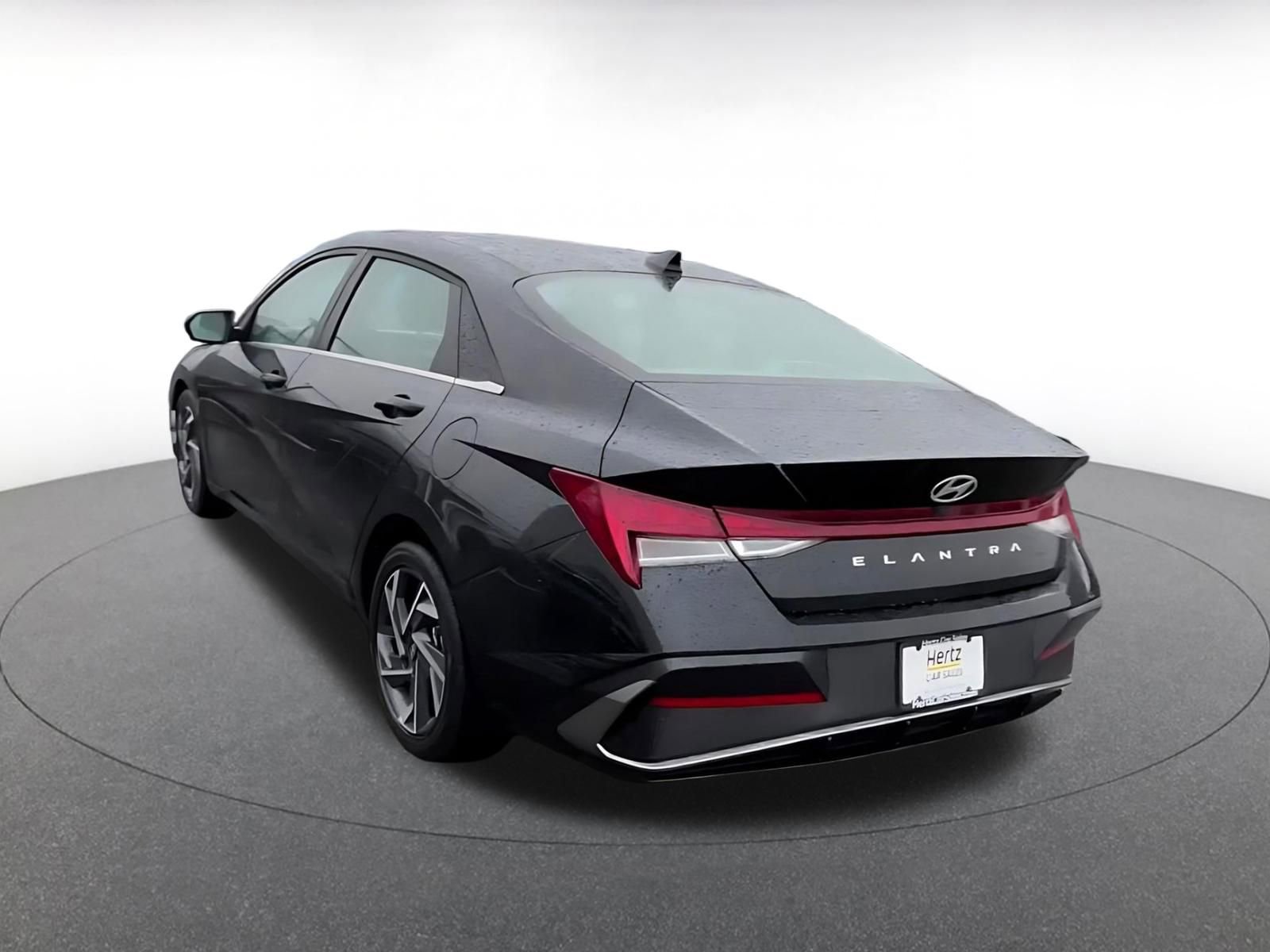 Thumbnail: 2025 Hyundai Elantra - 11