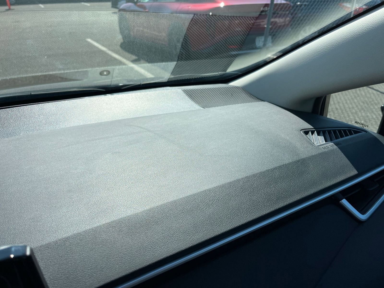 Thumbnail: 2025 Toyota Corolla - 34