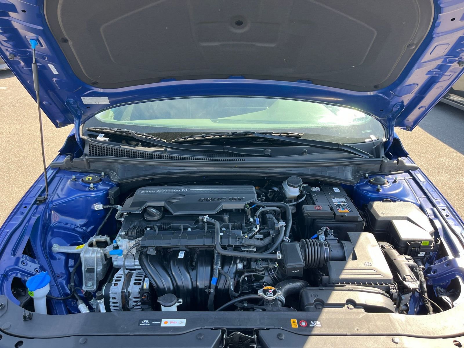 Thumbnail: 2025 Hyundai Elantra - 33