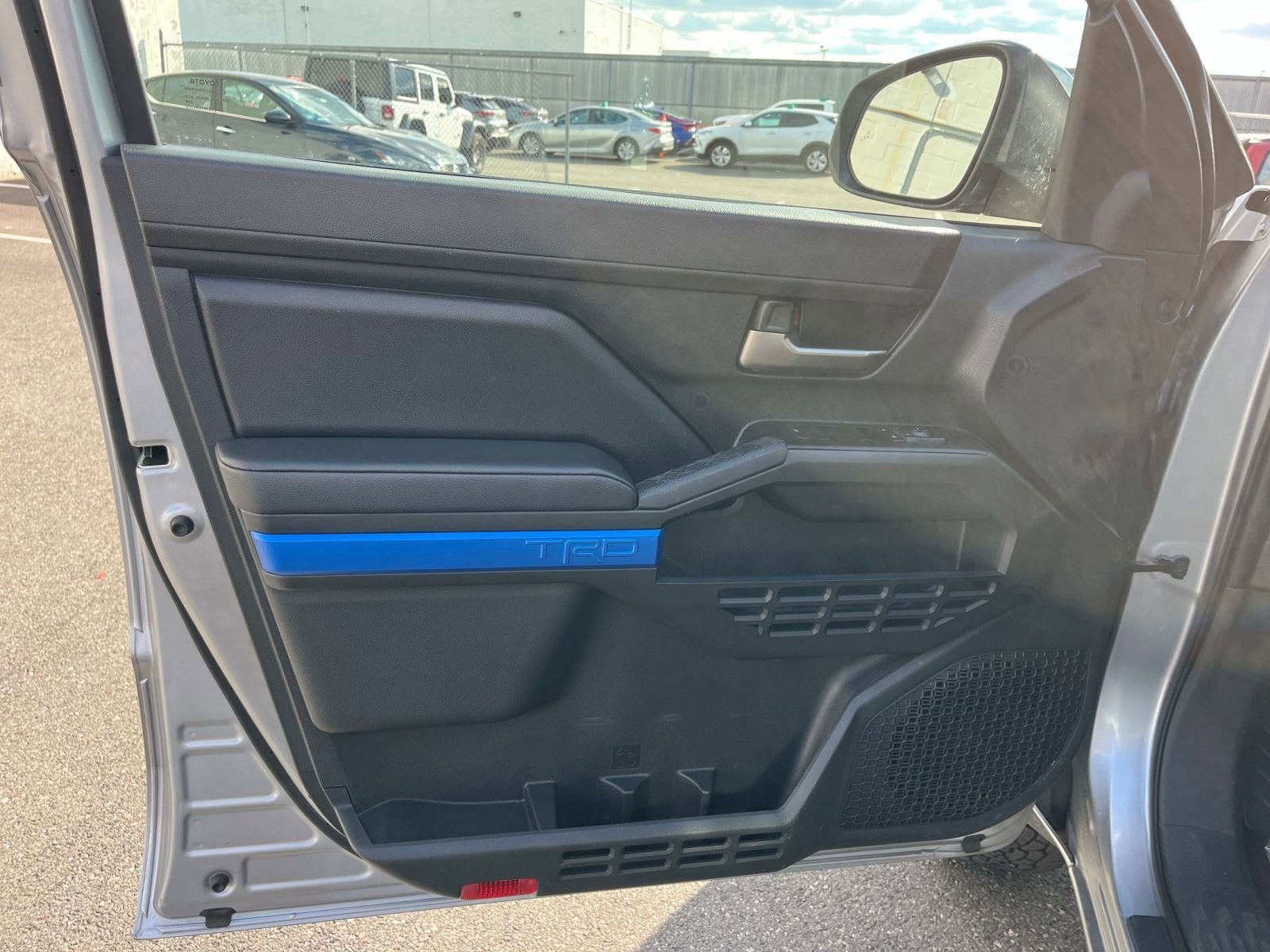 Thumbnail: 2025 Toyota Tacoma - 20