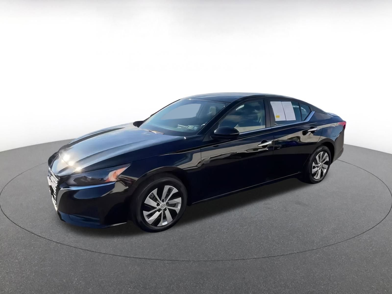 Thumbnail: 2023 Nissan Altima - 7