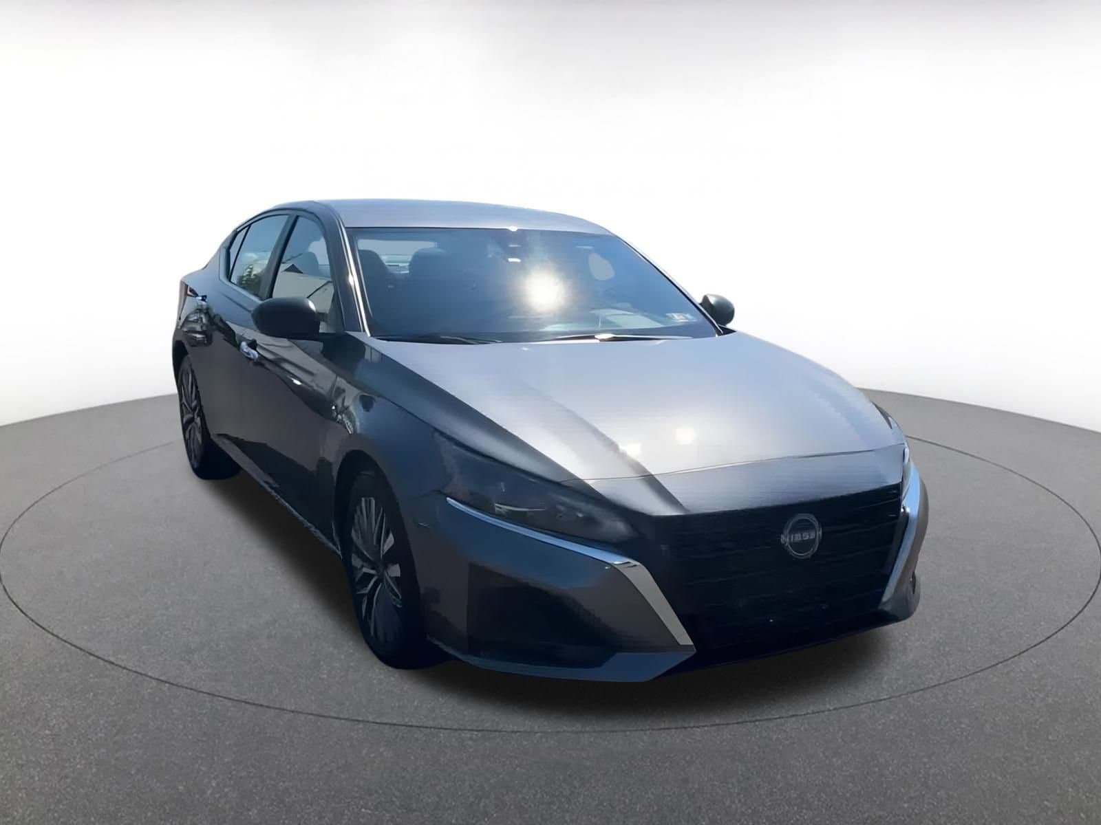 Thumbnail: 2024 Nissan Altima - 3